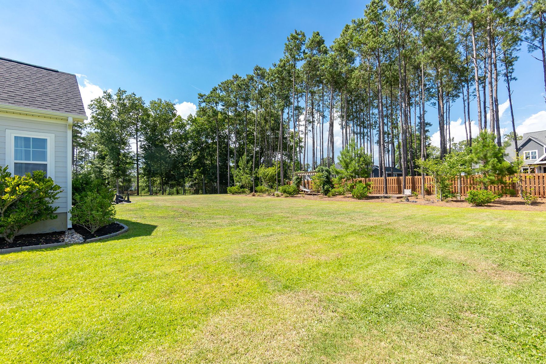  699 Crown Pointe Drive, Hampstead, NC 28443 - 物件實景