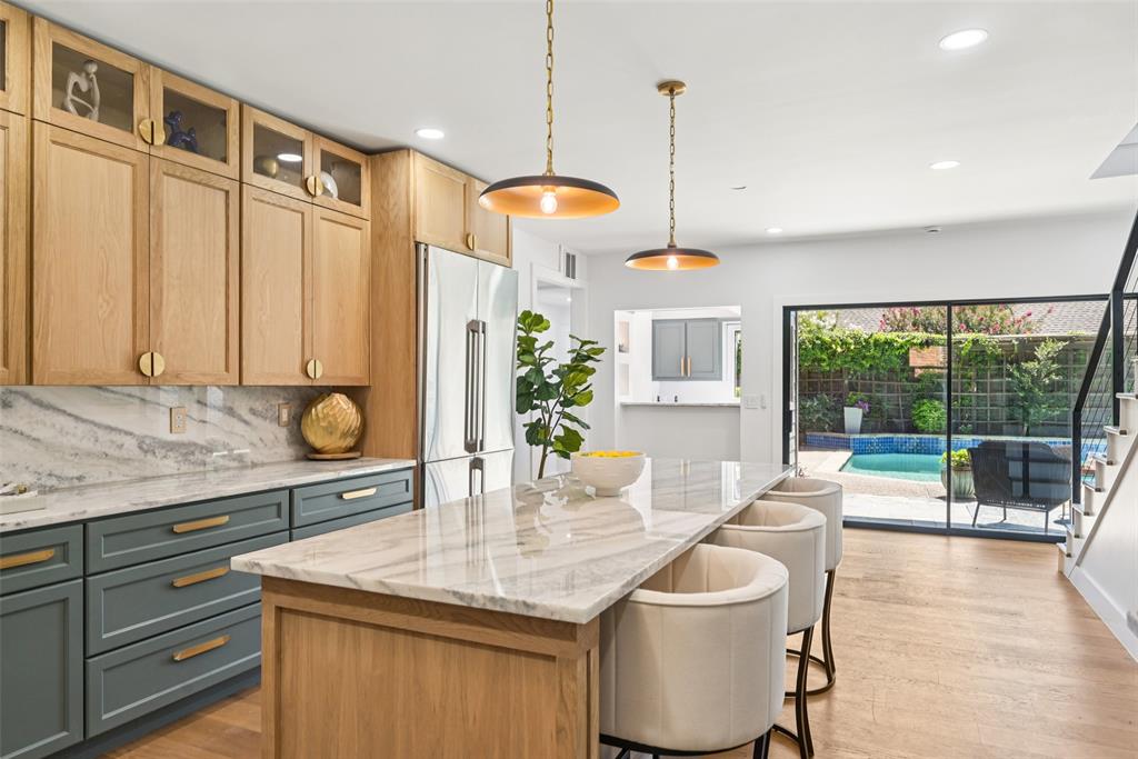 Dallas, Texas, 75248, United States, 4 Bedrooms Bedrooms, ,4 BathroomsBathrooms,Residential,For Sale,1900656
