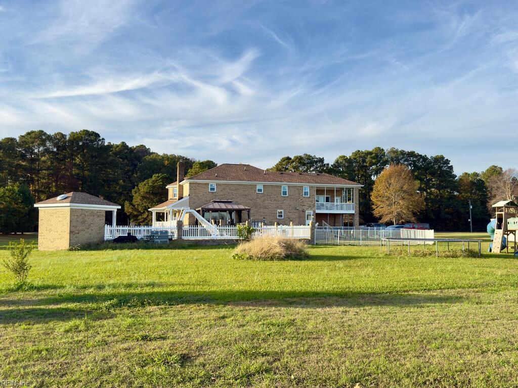 Virginia Beach Va, Virginia, 23457, United States, 4 Bedrooms Bedrooms, ,3 BathroomsBathrooms,Residential,For Sale,1989088