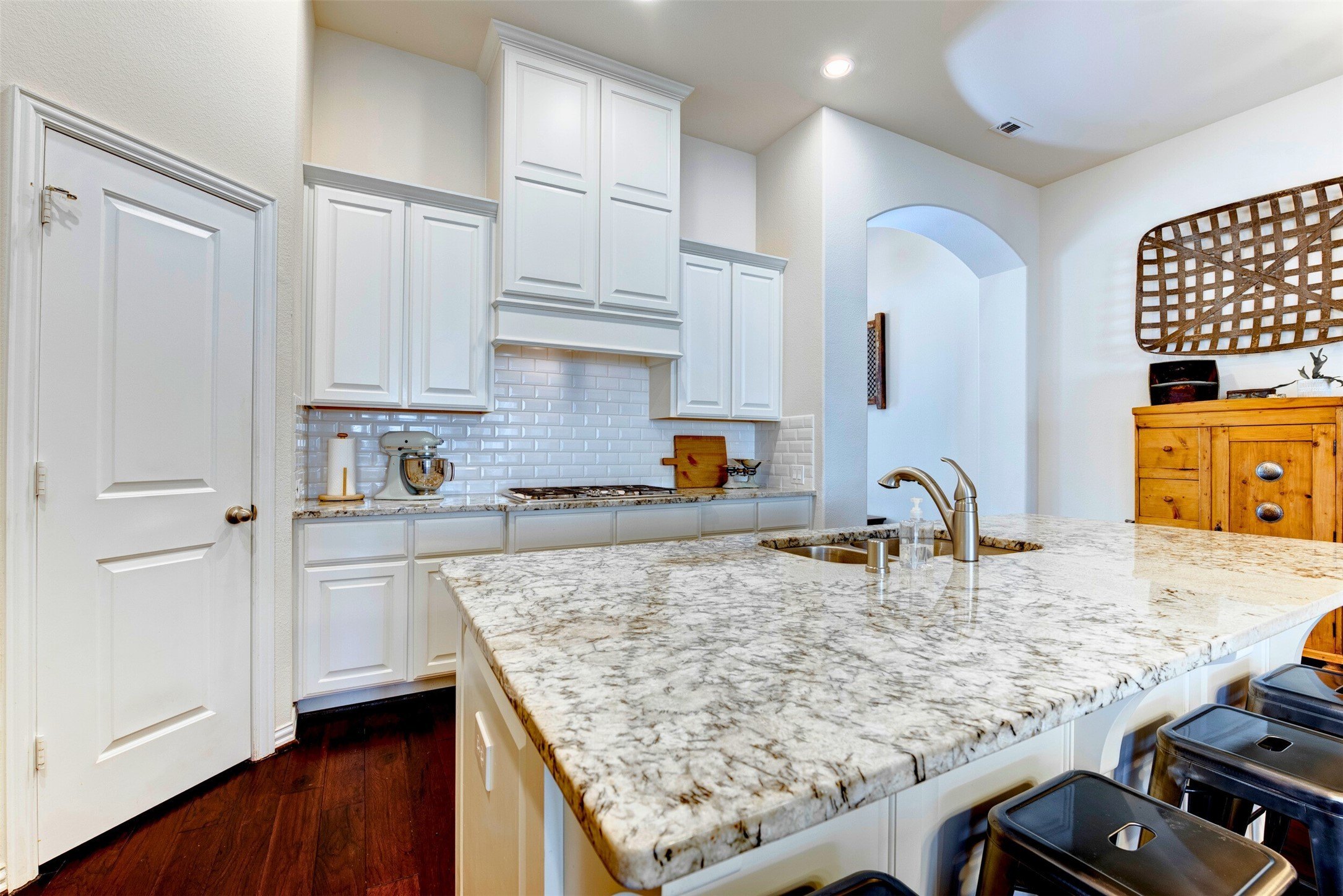 Fulshear, Texas, 77441, United States, 4 Bedrooms Bedrooms, ,4 BathroomsBathrooms,Residential,For Sale,1928205