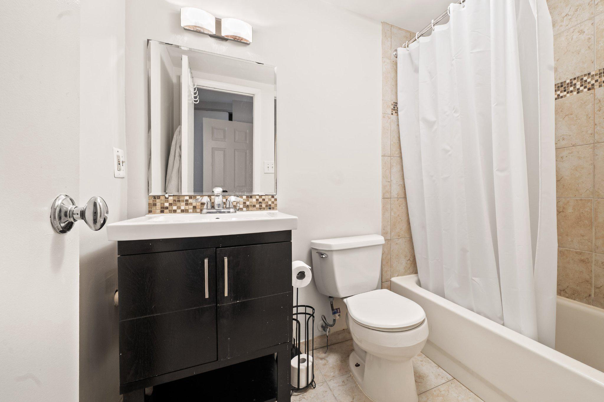  1239 Vermont Avenue NW, Washington, DC, 20005 - 物件實景