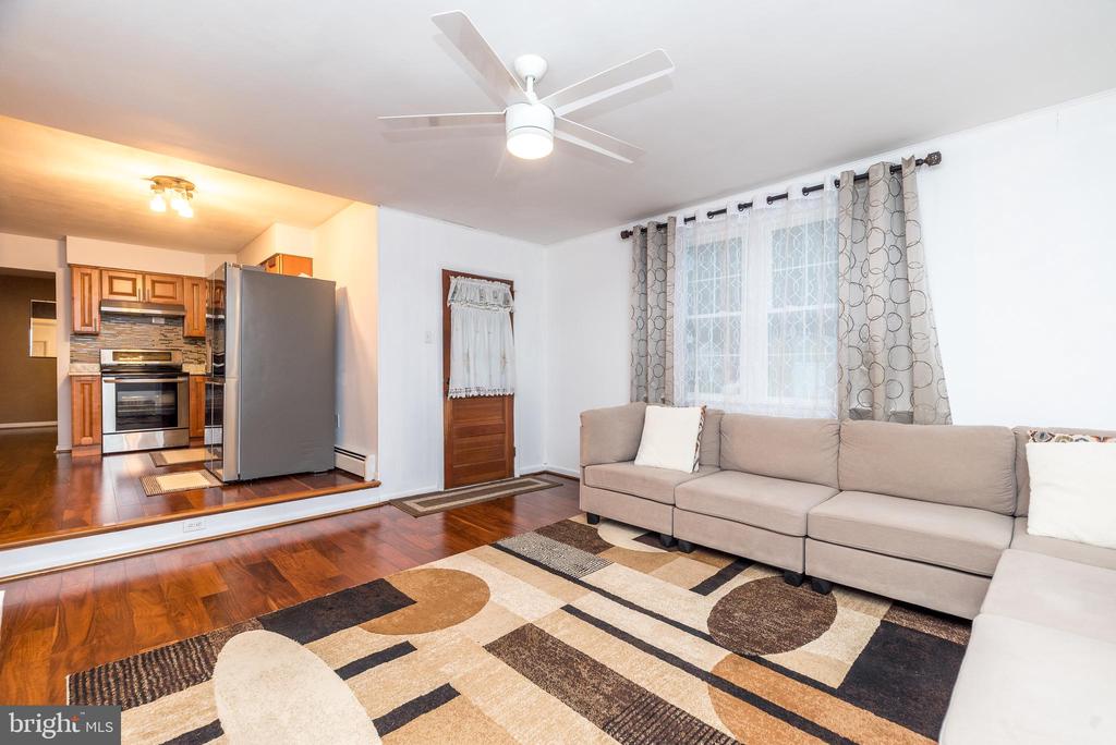 Lansdale, Pennsylvania, 19446, United States, 3 Bedrooms Bedrooms, ,3 BathroomsBathrooms,Residential,For Sale,1919962