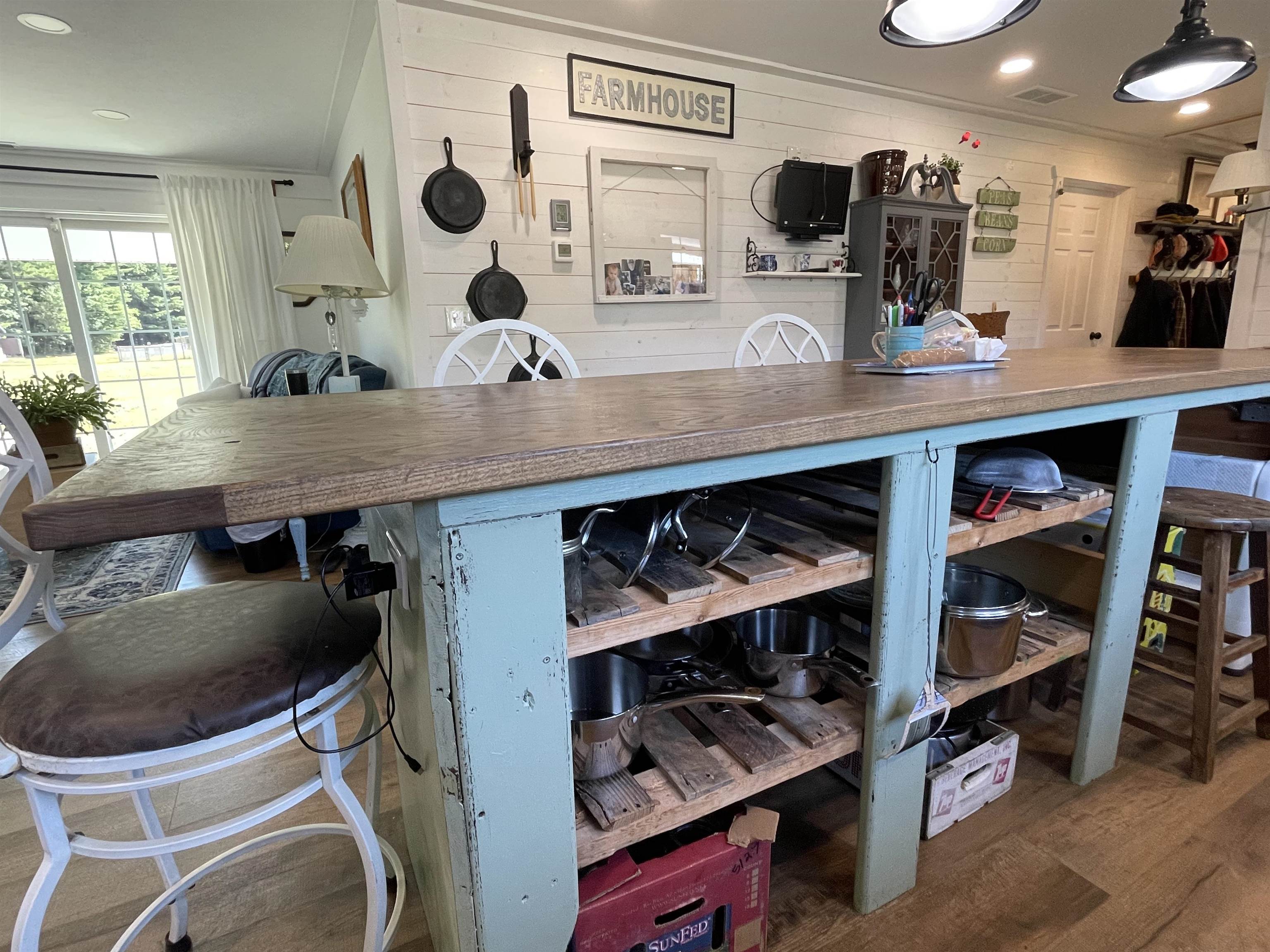 Harrison, Michigan, 48625, United States, 3 Bedrooms Bedrooms, ,3 BathroomsBathrooms,Residential,For Sale,2007492