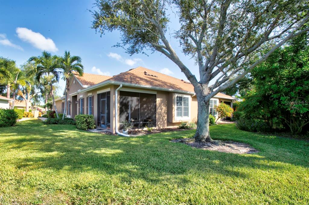 Bradenton, Florida, 34209, United States, 3 Bedrooms Bedrooms, ,2 BathroomsBathrooms,Residential,For Sale,1960540