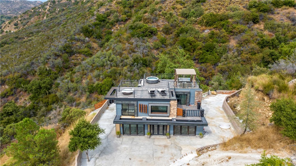 Calabasas, California, 91302, United States, 5 Bedrooms Bedrooms, ,3 BathroomsBathrooms,Residential,For Sale,1742769