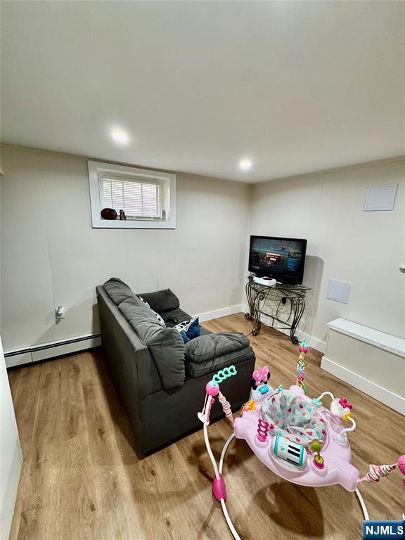 Clifton, New Jersey, 07014, United States, 4 Bedrooms Bedrooms, ,3 BathroomsBathrooms,Residential,For Sale,1937697