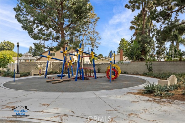 Tustin, California, 92780, United States, 4 Bedrooms Bedrooms, ,2 BathroomsBathrooms,Residential,For Sale,2049100