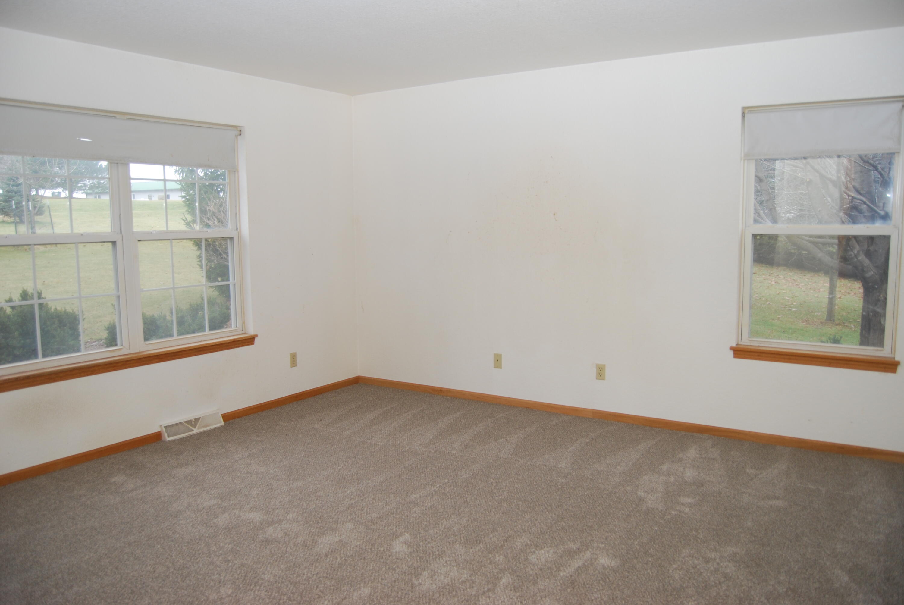 Wayne, Wisconsin, 53002, United States, 3 Bedrooms Bedrooms, ,2 BathroomsBathrooms,Residential,For Sale,2000688