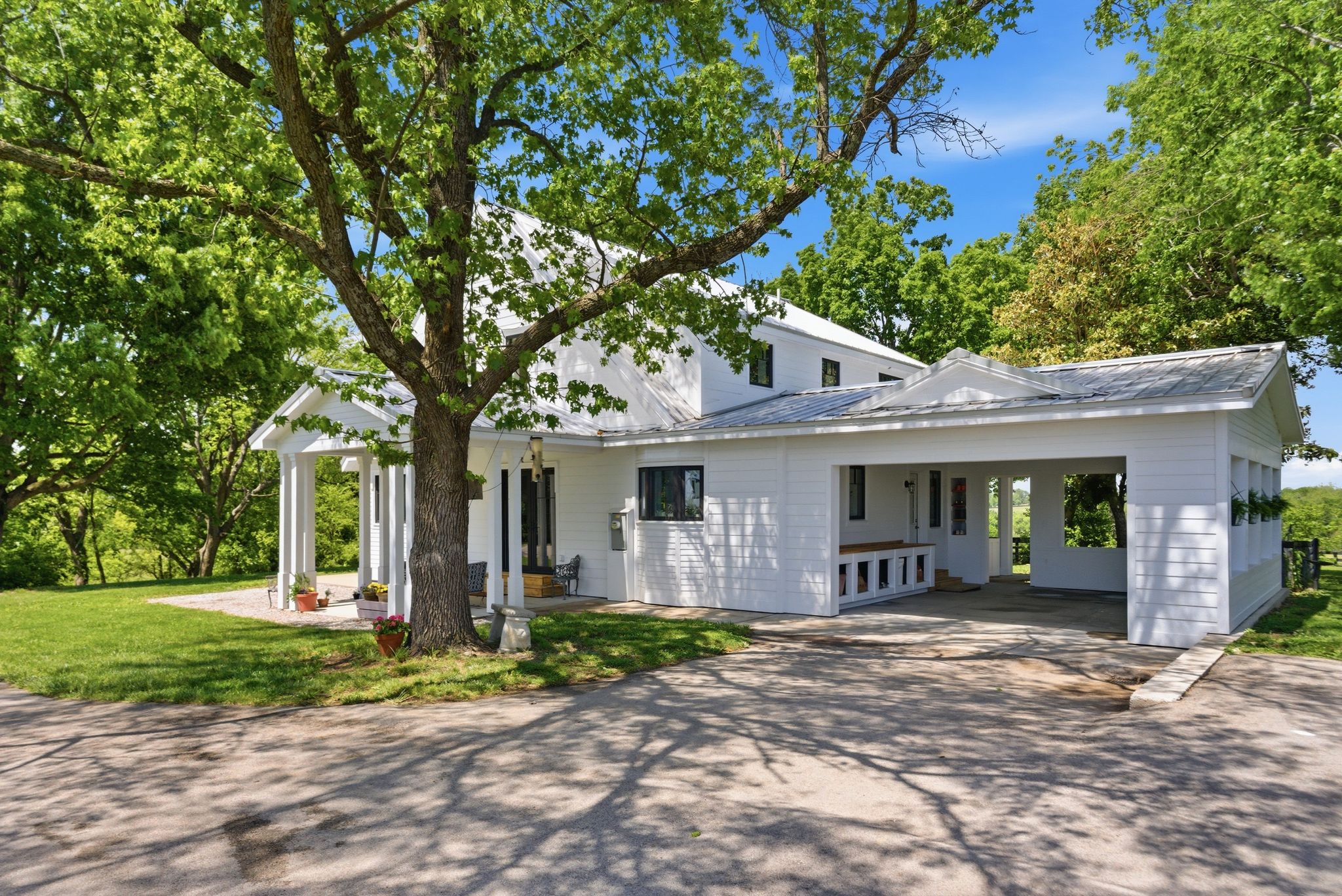  6166 Greenwich Pike - 物件實景
