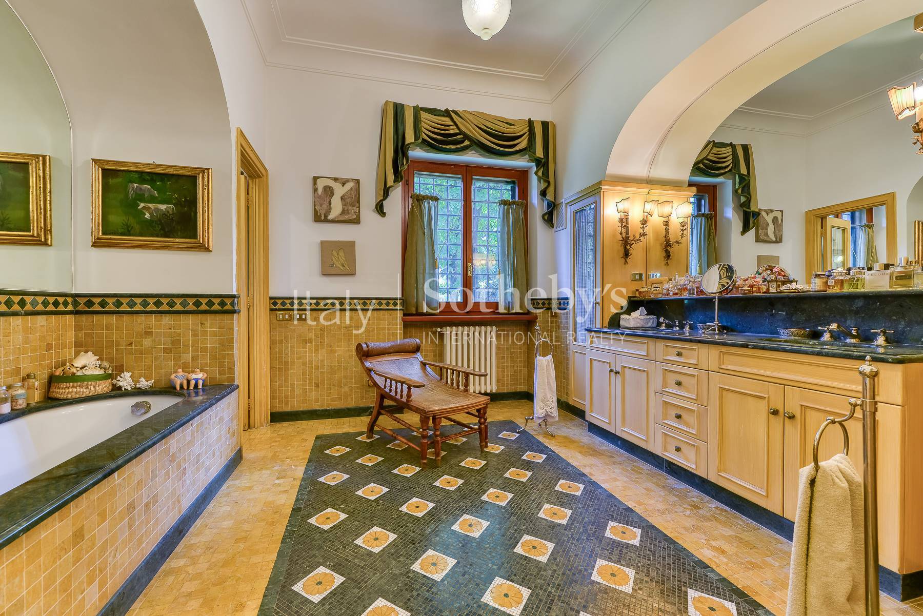  Elegant Roman Villa with Private Park and Pool - 物件實景