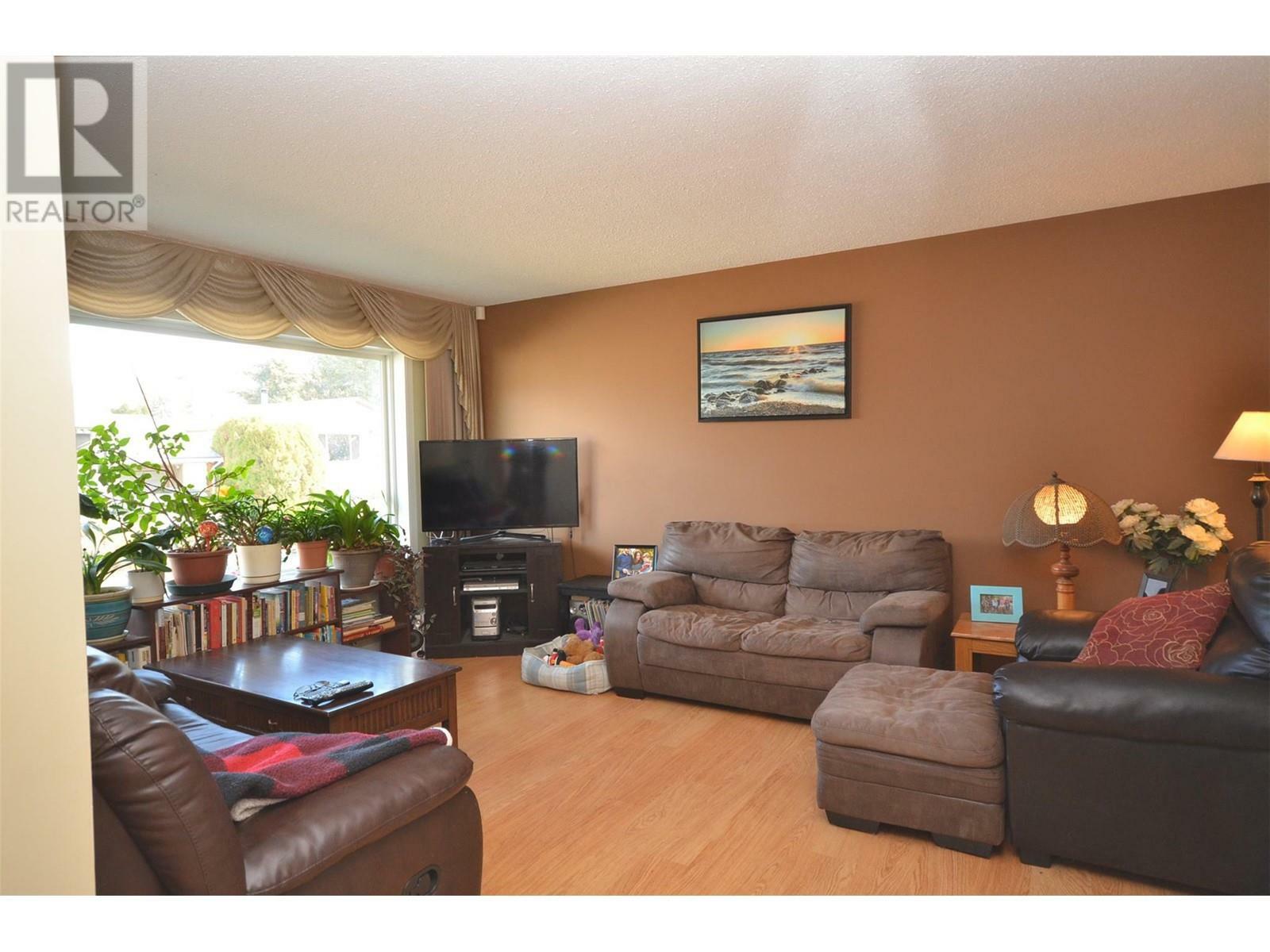 VERNON, British Columbia, V1T 8N5, CA, 3 Bedrooms Bedrooms, ,2 BathroomsBathrooms,Residential,For Sale,1838513