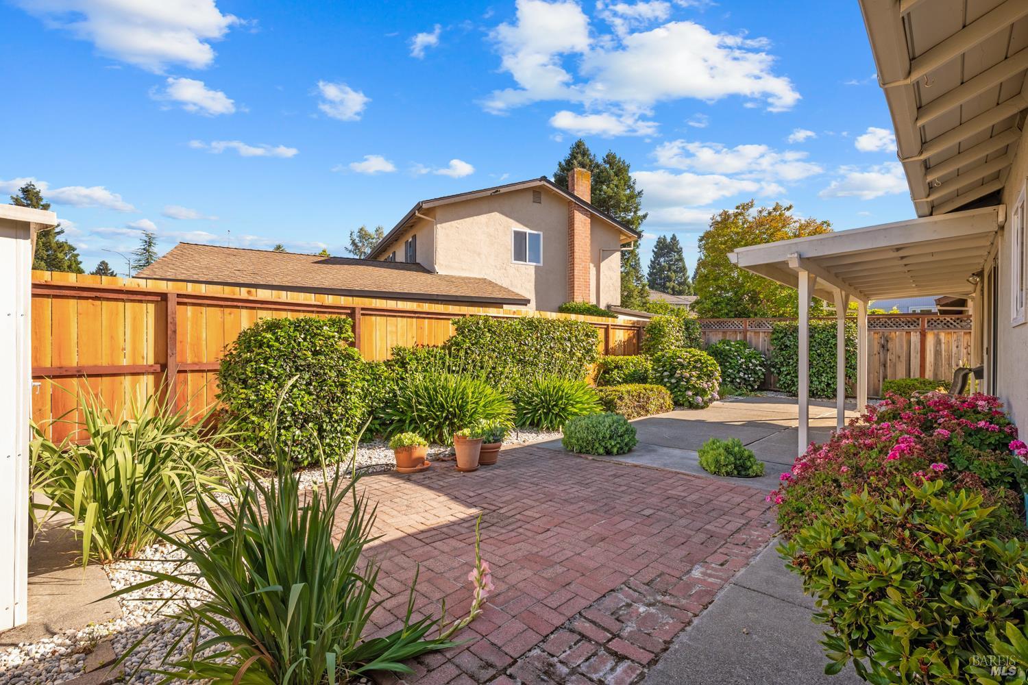 Napa, California, 94558, United States, 4 Bedrooms Bedrooms, ,Residential,For Sale,2048709