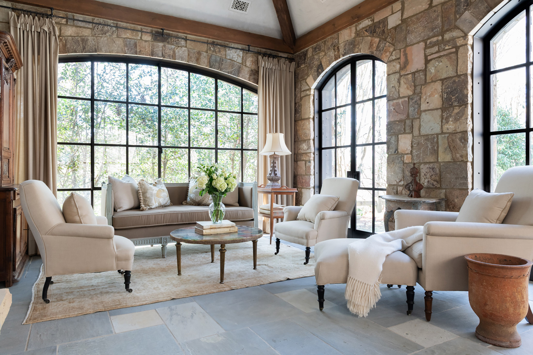  Magnificent Buckhead Home on 2.2+/- Acres with Pool and Pool House - 物件實景