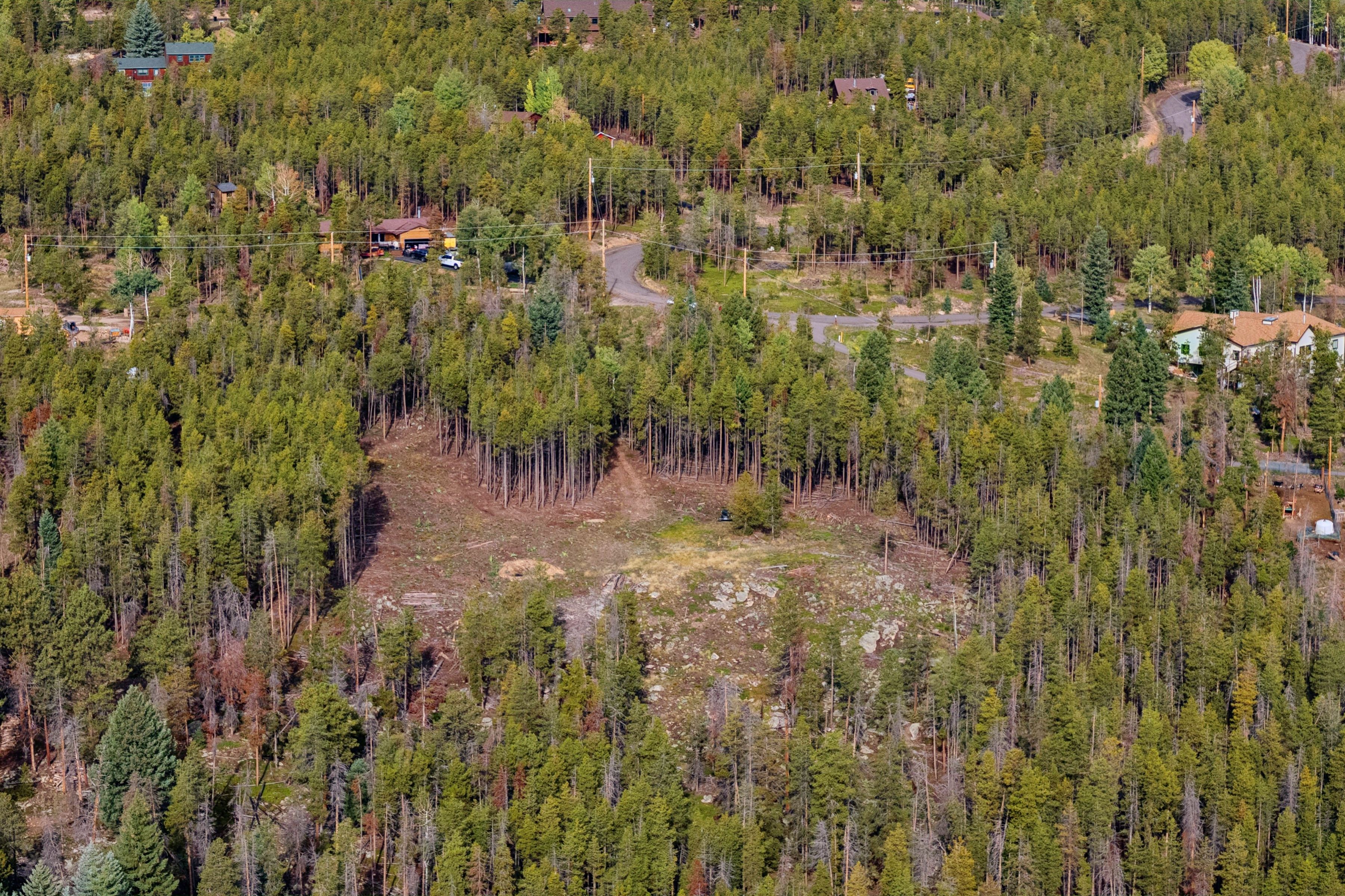  Opportunity to Build Your Foothills Dream Home with Over 7 Acres of Privacy - 物件實景