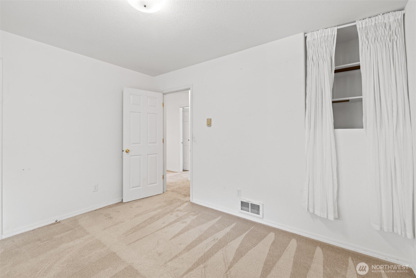 Sequim, Washington, 98382, United States, 3 Bedrooms Bedrooms, ,2 BathroomsBathrooms,Residential,For Sale,2010720