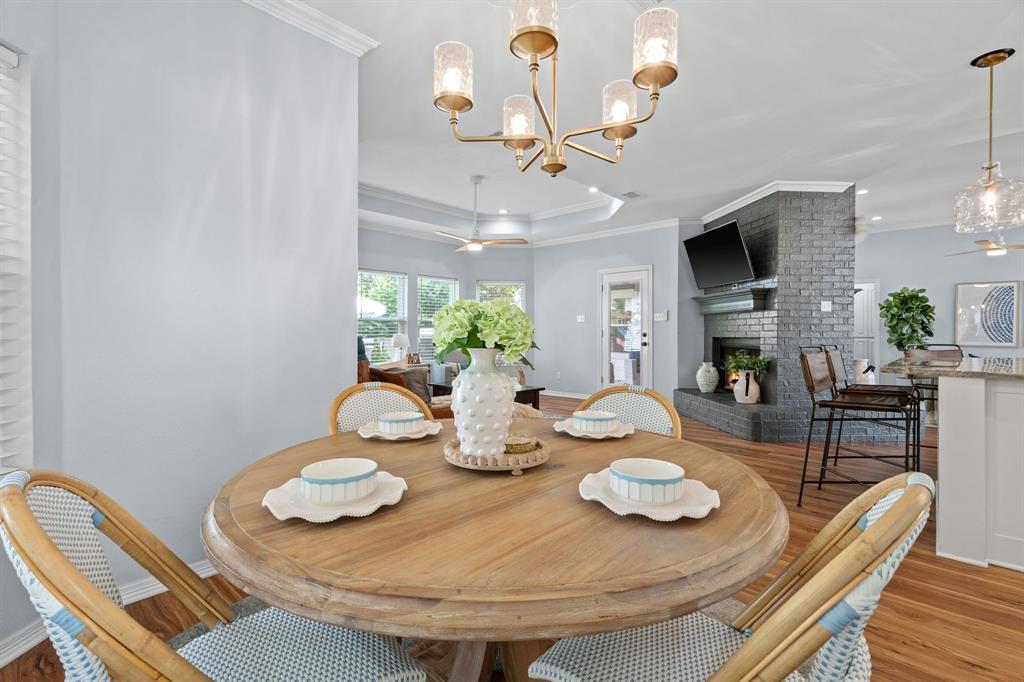 Waxahachie, Texas, 75165, United States, 3 Bedrooms Bedrooms, ,3 BathroomsBathrooms,Residential,For Sale,1987029