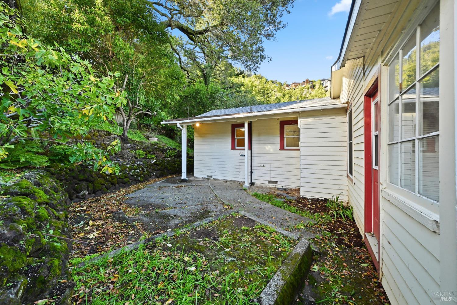 Fairfax, California, 94930, United States, 2 Bedrooms Bedrooms, ,2 BathroomsBathrooms,Residential,For Sale,1989097