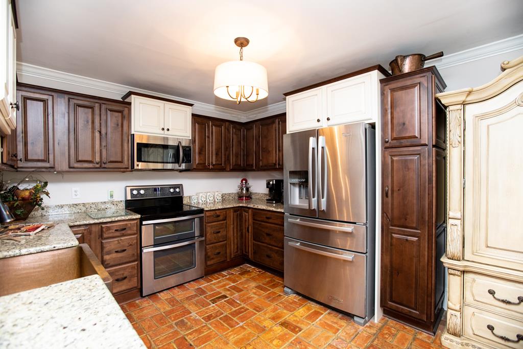 Drakes Branch, Virginia, 23937, United States, 4 Bedrooms Bedrooms, ,3 BathroomsBathrooms,Residential,For Sale,1982954