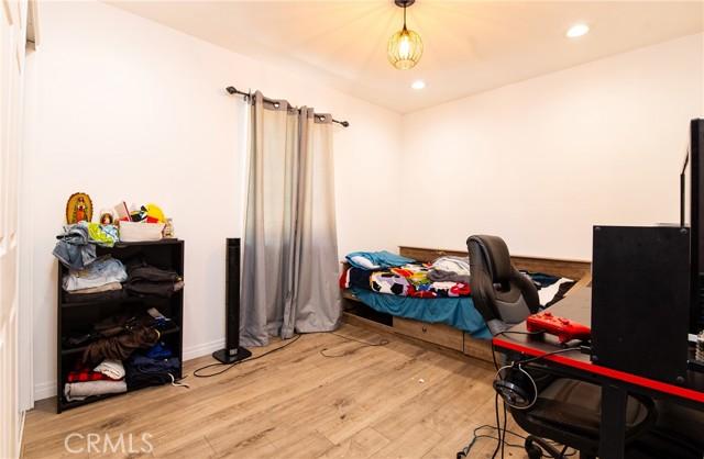 Los Angeles, California, 90002, United States, 3 Bedrooms Bedrooms, ,1 BathroomBathrooms,Residential,For Sale,1976478