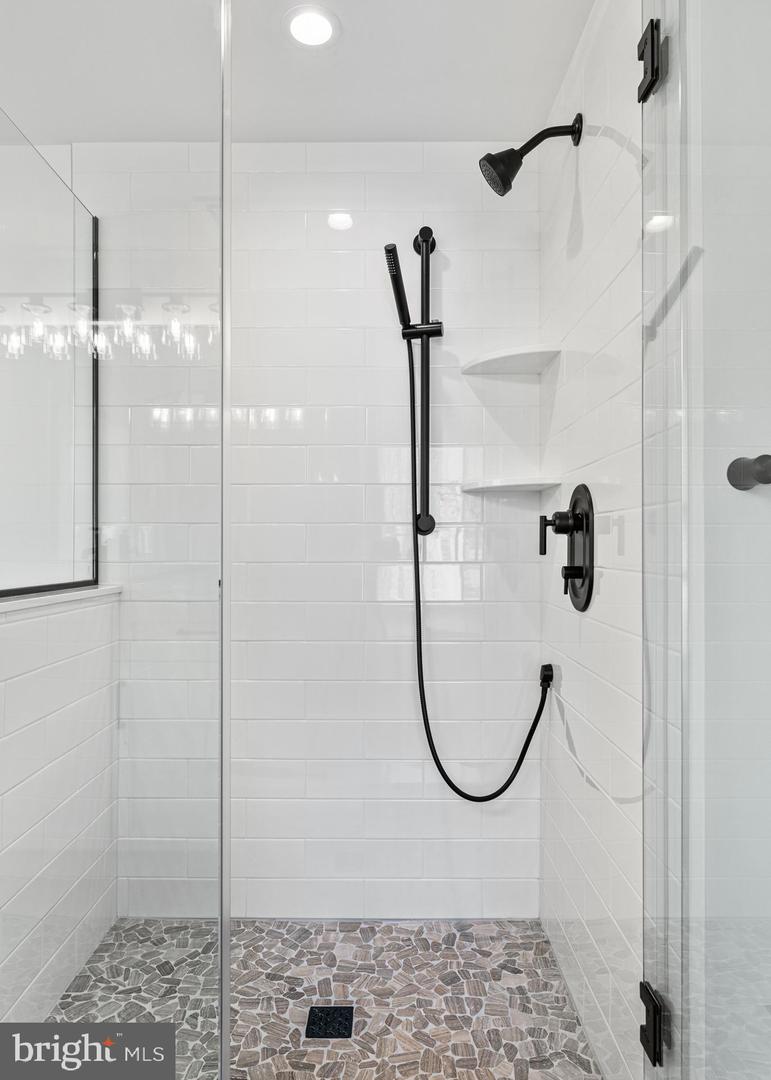 Harleysville, Pennsylvania, 19438, United States, 4 Bedrooms Bedrooms, ,3 BathroomsBathrooms,Residential,For Sale,1999603