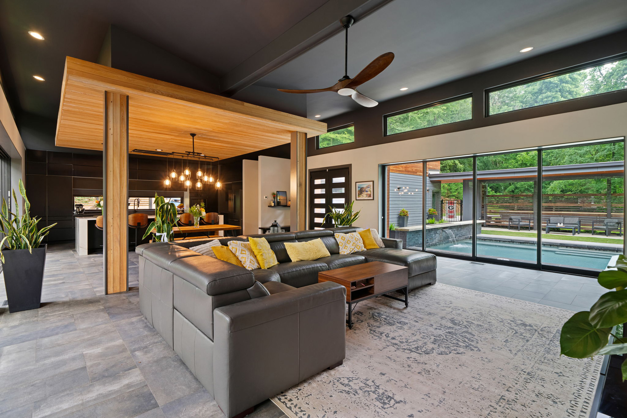  Modern Luxury Meets Nature in the Heart of Roswell - 物件實景