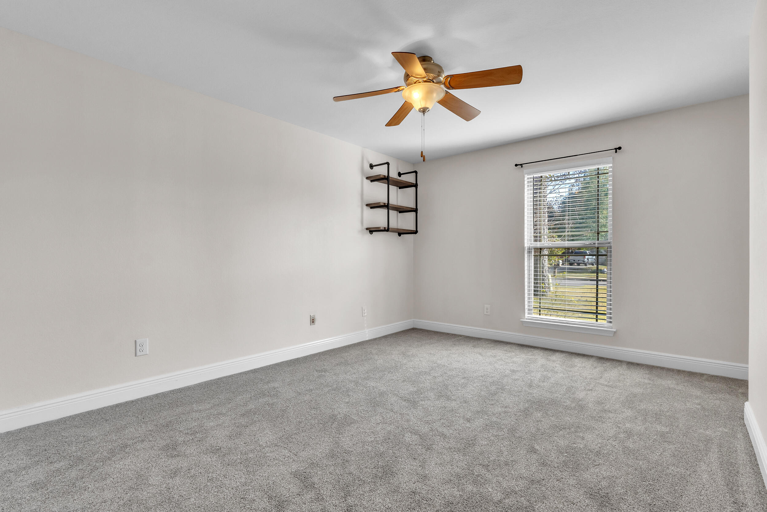 Pace, Florida, 32571, United States, 4 Bedrooms Bedrooms, ,3 BathroomsBathrooms,Residential,For Sale,2003457