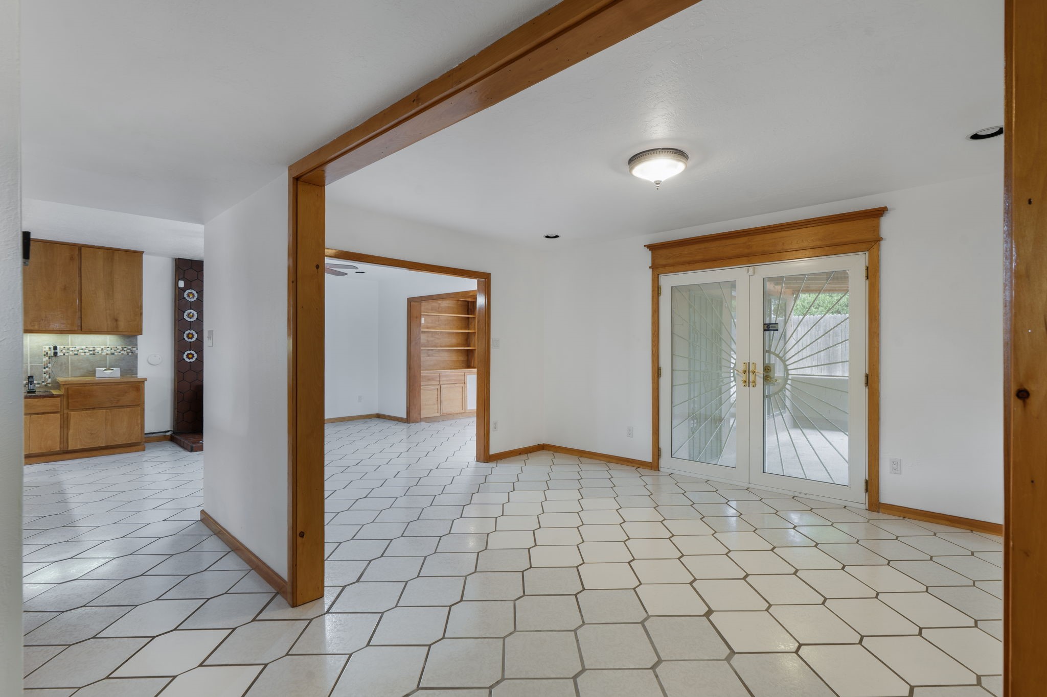  2404 Calle Loma Bonita - 物件實景
