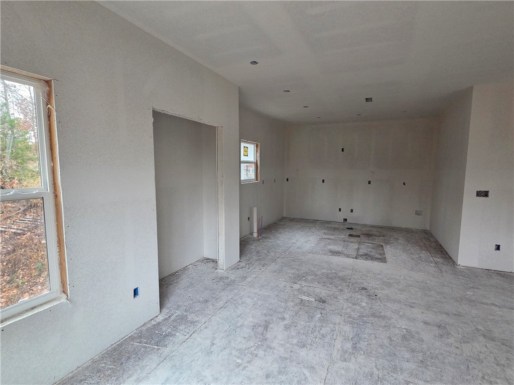 Bella Vista, Arkansas, 72715, United States, 3 Bedrooms Bedrooms, ,3 BathroomsBathrooms,Residential,For Sale,1996928