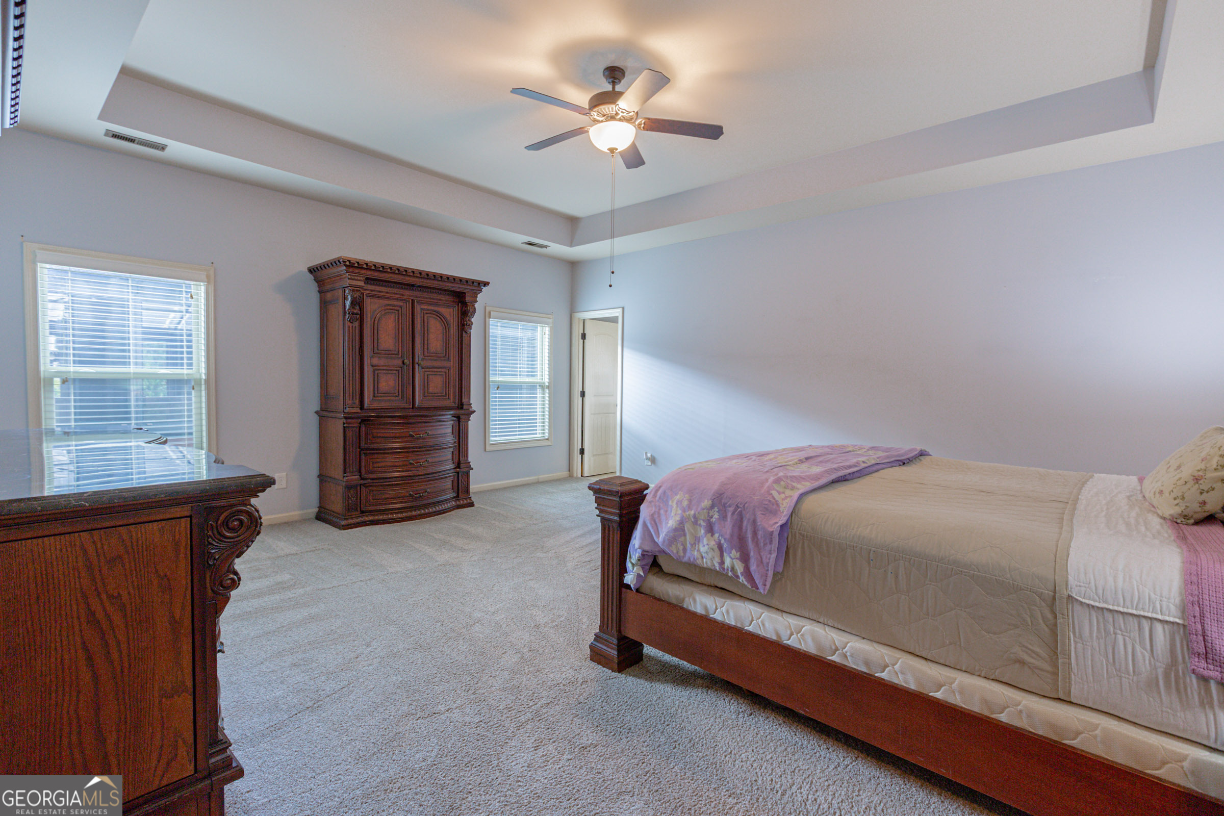 Senoia, Georgia, 30276, United States, 4 Bedrooms Bedrooms, ,3 BathroomsBathrooms,Residential,For Sale,1970203