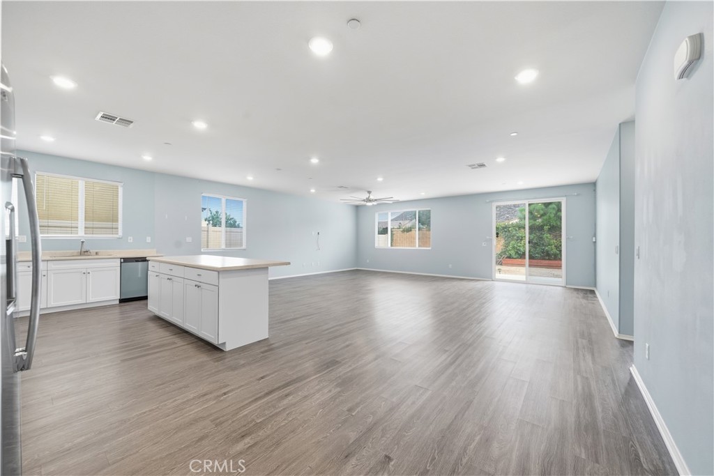 Winchester, California, 92596, United States, 3 Bedrooms Bedrooms, ,2 BathroomsBathrooms,Residential,For Sale,1980680