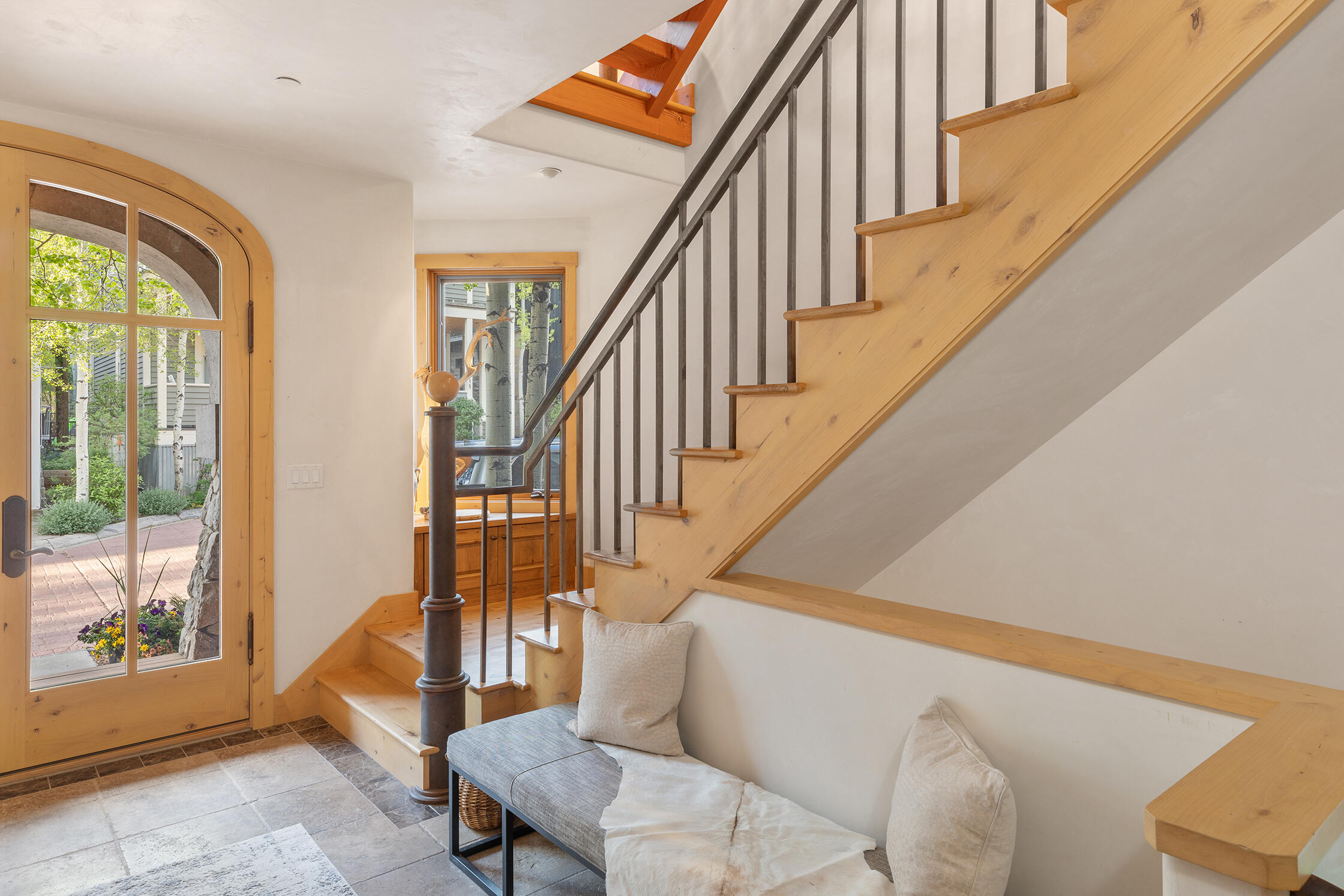 Telluride, Colorado, 81435, United States, 5 Bedrooms Bedrooms, ,5 BathroomsBathrooms,Residential,For Sale,1760504
