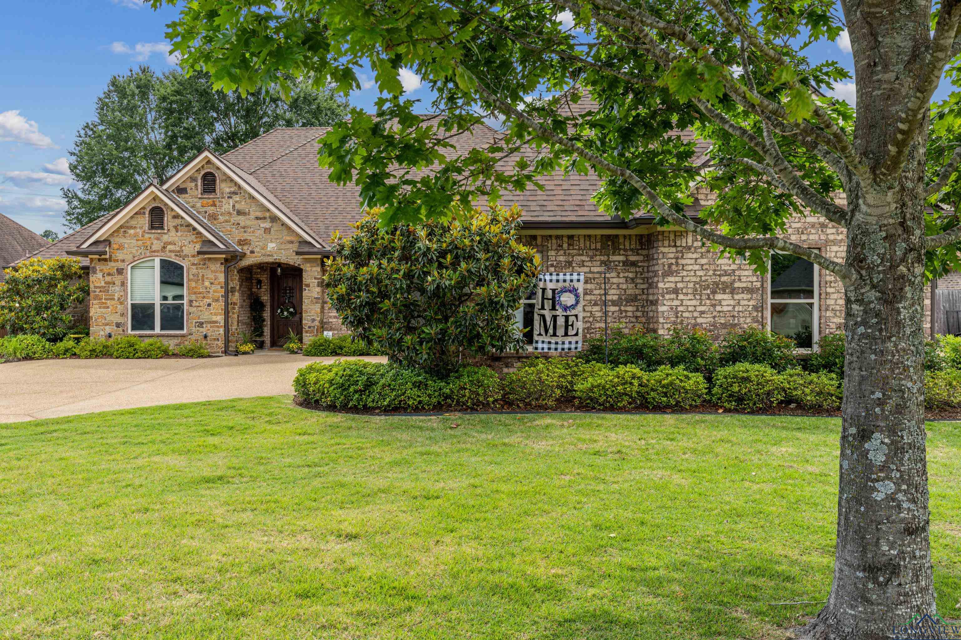 Longview, Texas, 75605, United States, 5 Bedrooms Bedrooms, ,3 BathroomsBathrooms,Residential,For Sale,1827224