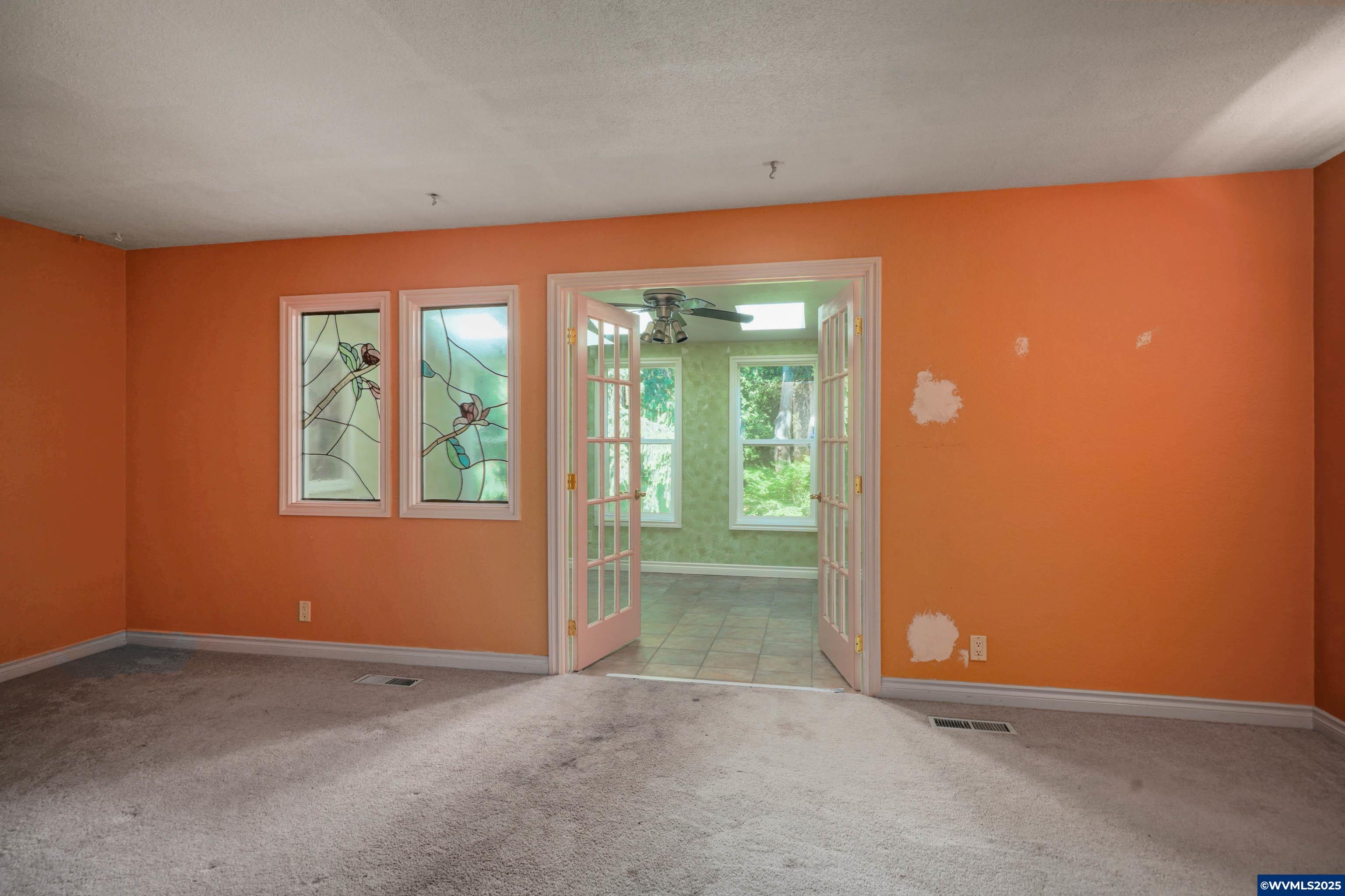 Salem, Oregon, 97304, United States, 3 Bedrooms Bedrooms, ,3 BathroomsBathrooms,Residential,For Sale,1826833