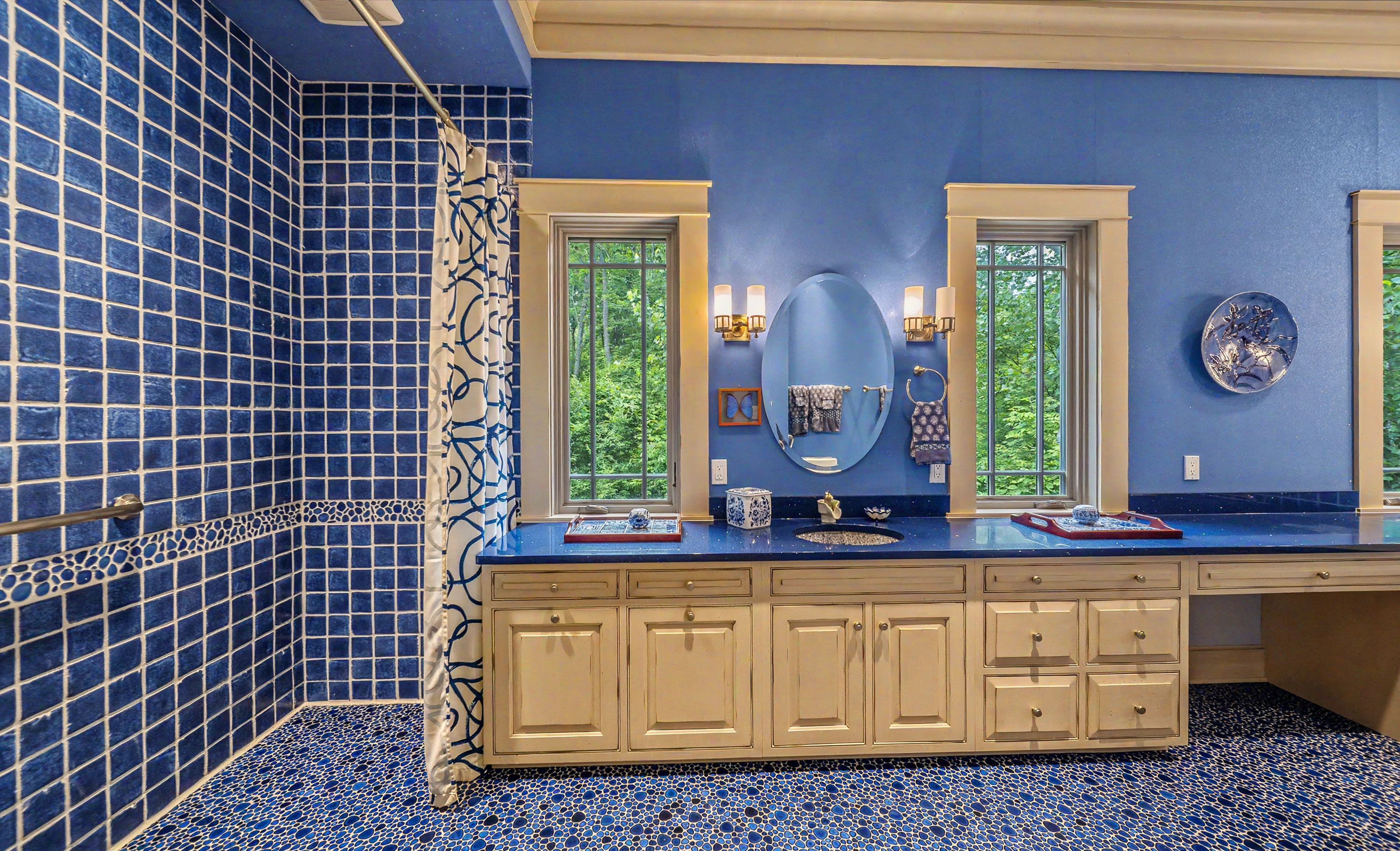  Stunning Prairie-Inspired Estate on 16 Acres of Scenic Woodlands - 物件實景