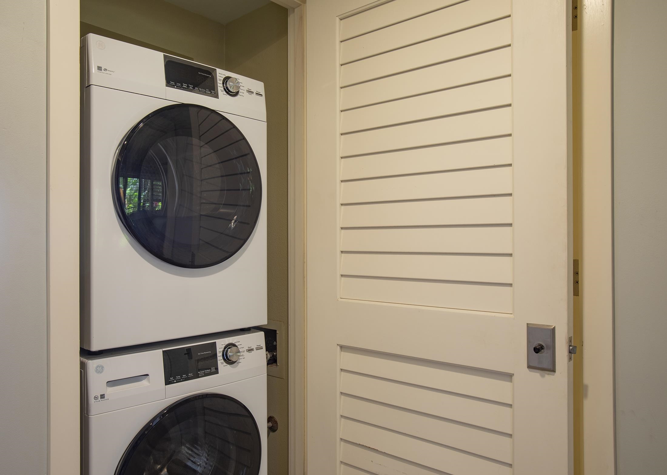 Kihei, Hawaii, 96753-5434, United States, 2 Bedrooms Bedrooms, ,2 BathroomsBathrooms,Residential,For Sale,2000477