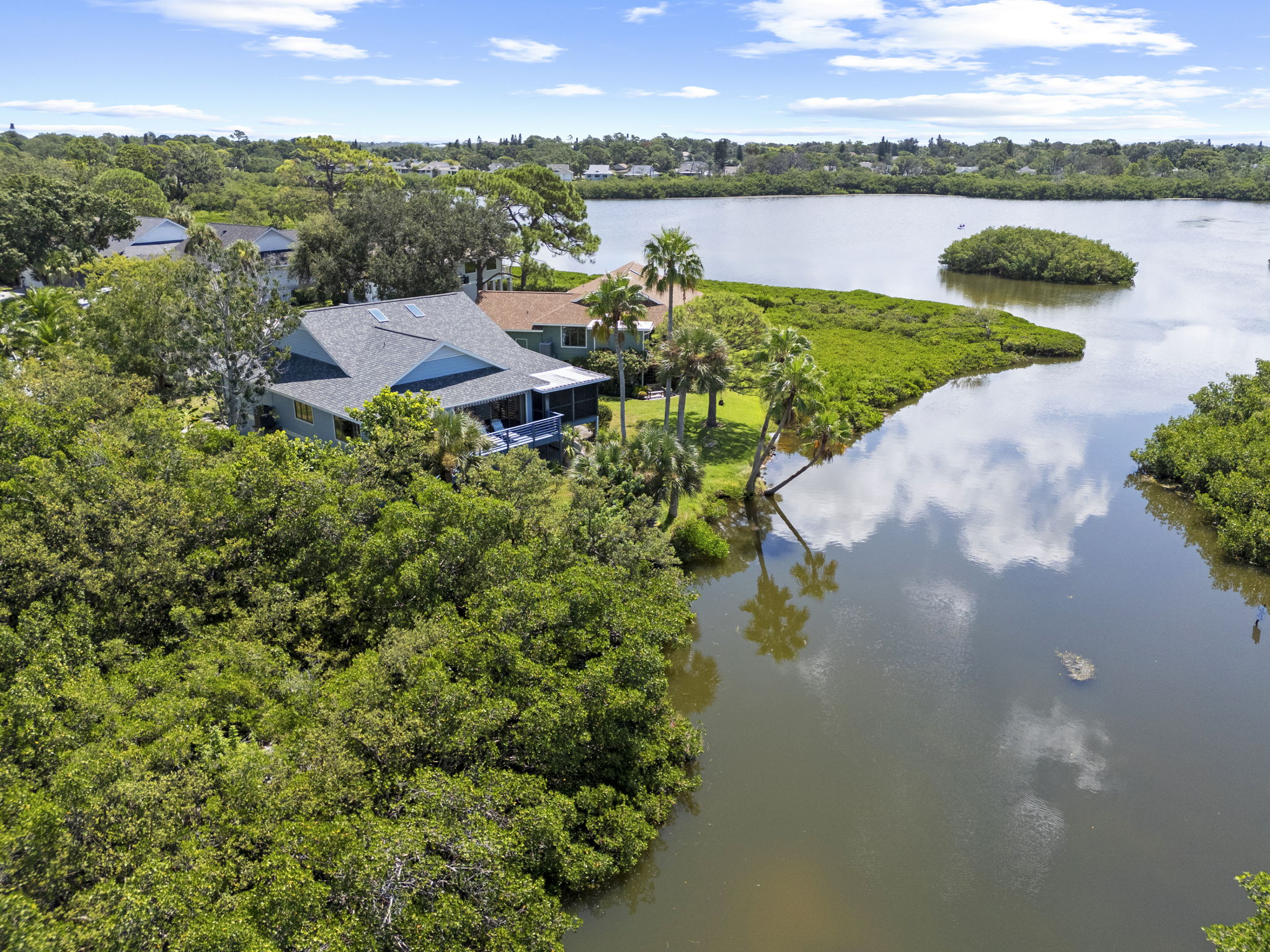 Tarpon Springs, Florida, 34689, United States, 3 Bedrooms Bedrooms, ,2 BathroomsBathrooms,Residential,For Sale,1976239