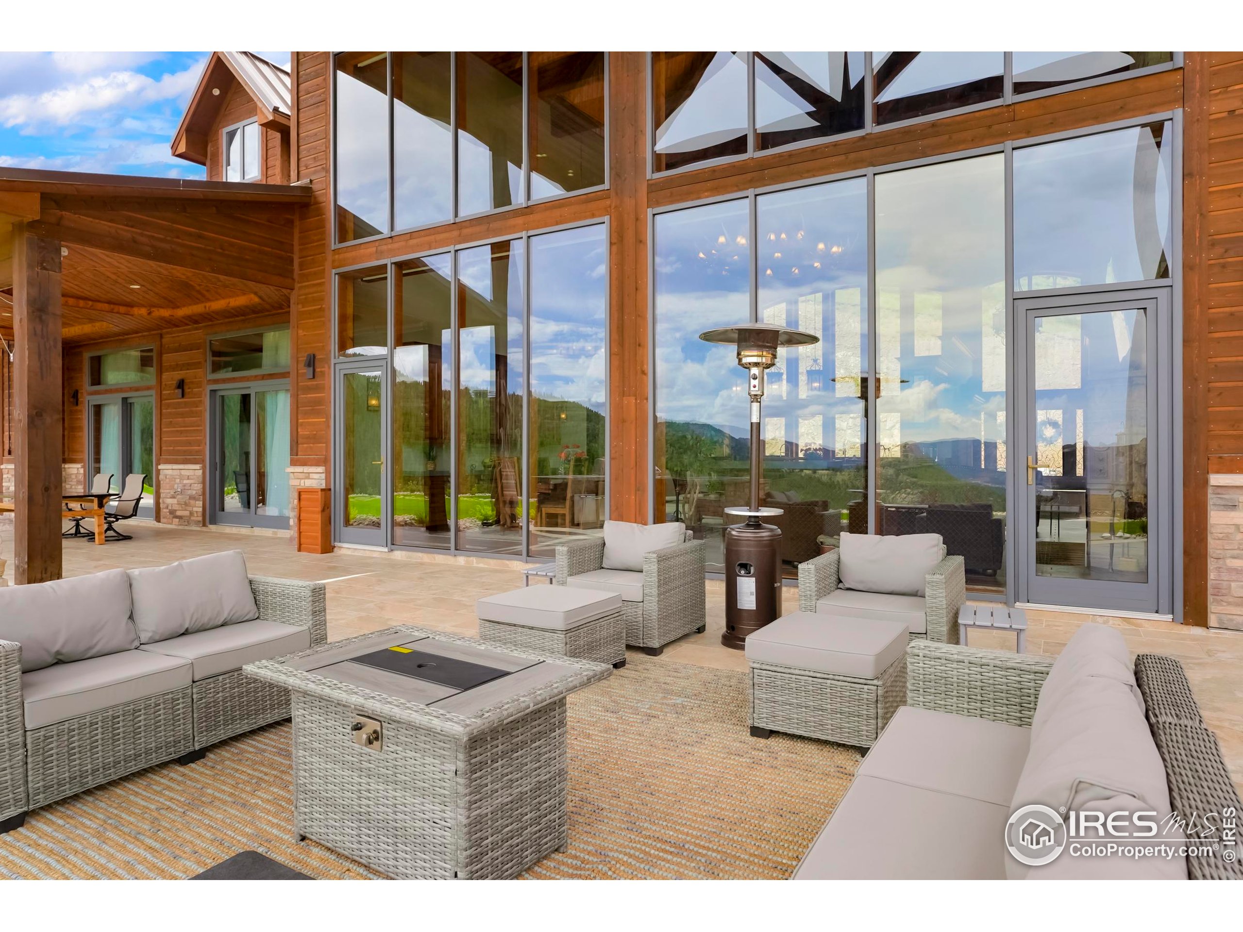 Estes Park, Colorado, 80517, United States, 6 Bedrooms Bedrooms, ,4 BathroomsBathrooms,Residential,For Sale,1895993