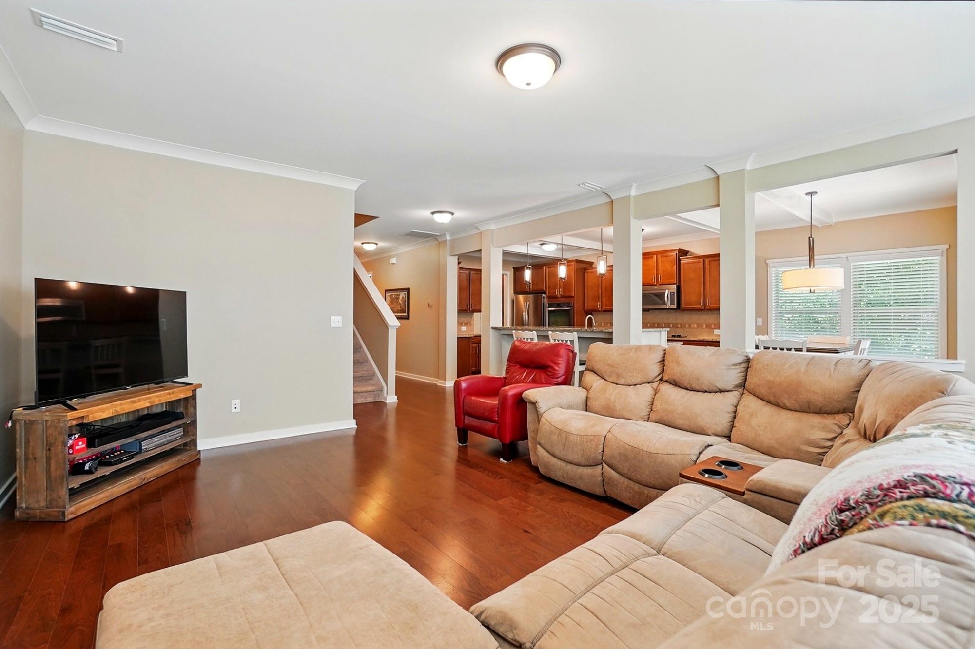 Fort Mill, South Carolina, 29707, United States, 5 Bedrooms Bedrooms, ,4 BathroomsBathrooms,Residential,For Sale,1840064