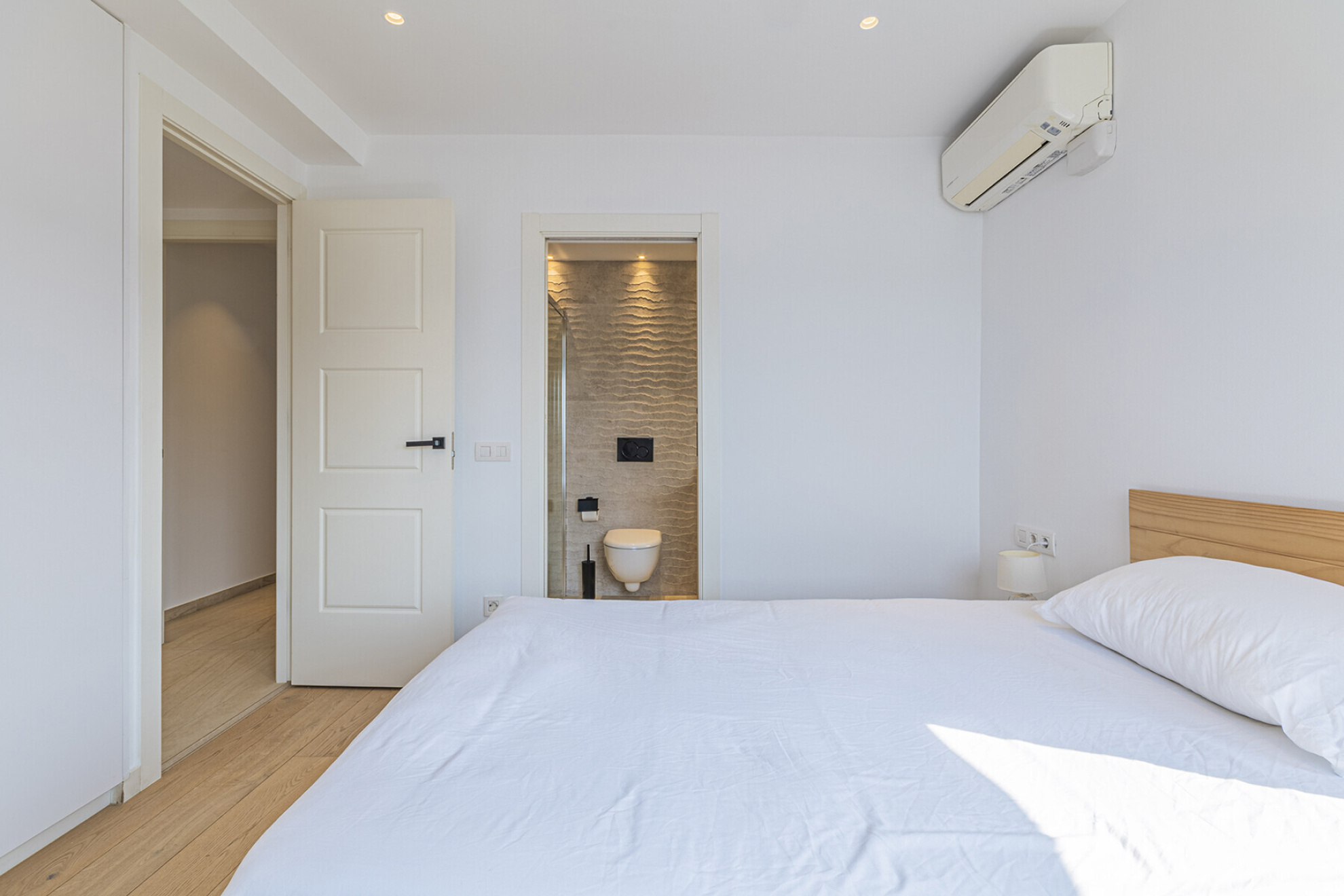  Modern apartment in front of the beach - 物件實景