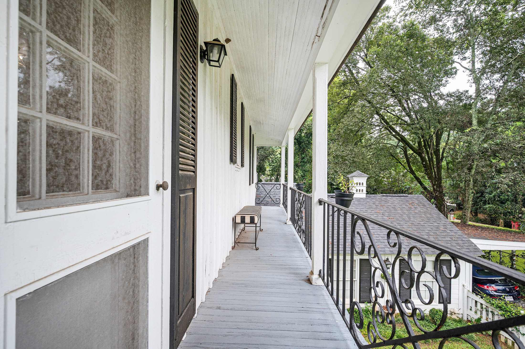  Charming Colonial Revival in the Heart of Historic Shirley Hills - 物件實景