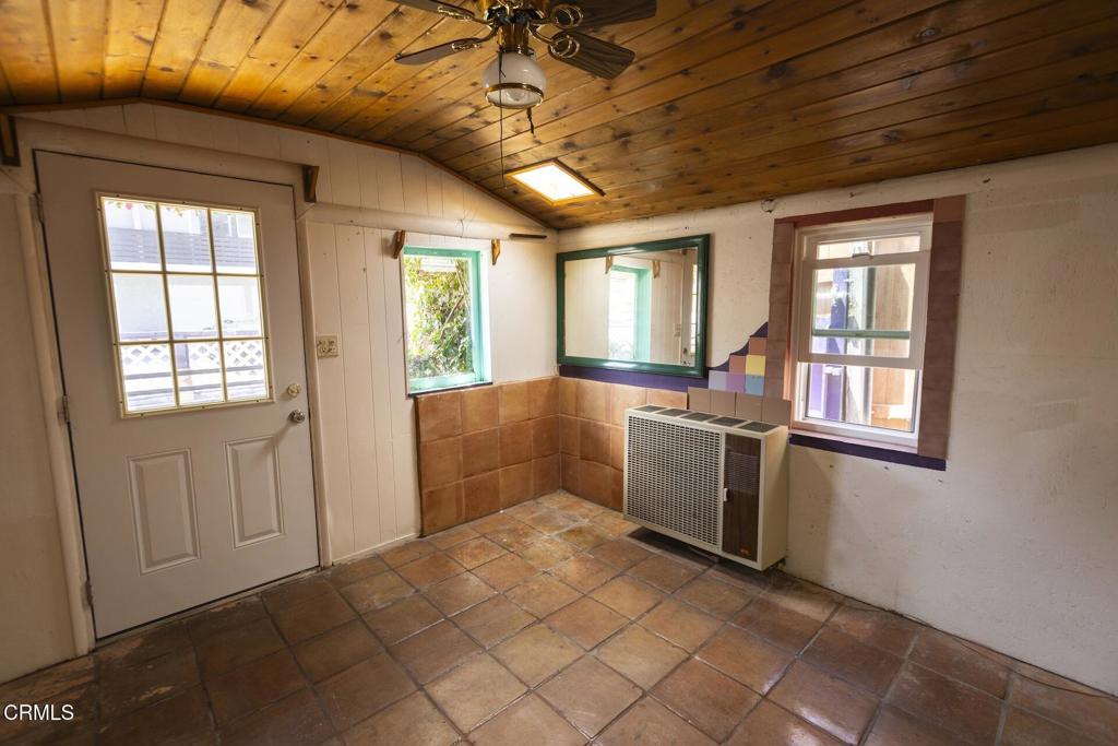 Oxnard, California, 93035, United States, 2 Bedrooms Bedrooms, ,1 BathroomBathrooms,Residential,For Sale,2048022