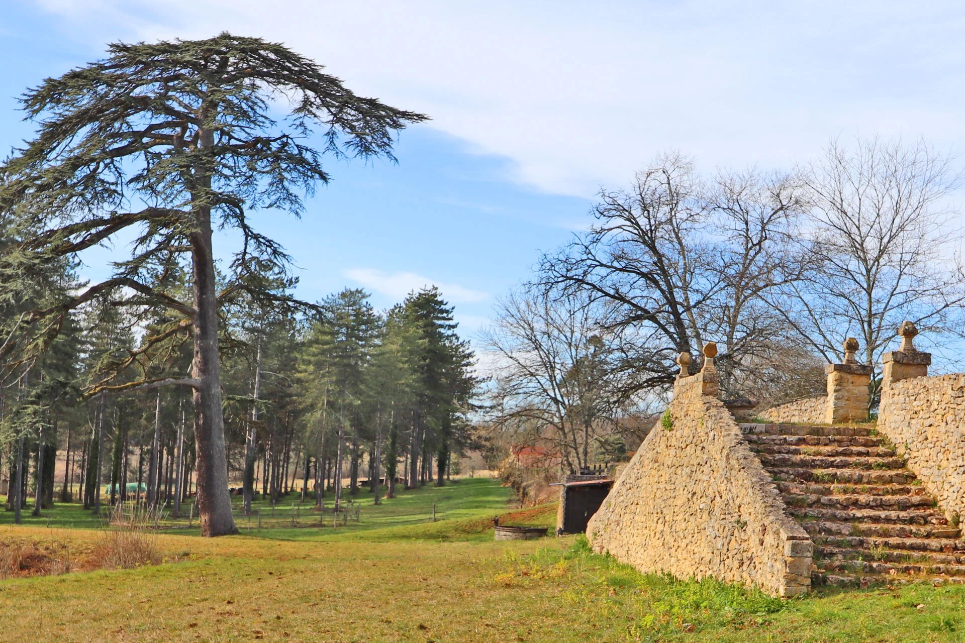 Bergerac, New Aquitaine, 24100, FR, 6 Bedrooms Bedrooms, ,4 BathroomsBathrooms,Residential,For Sale,1995551