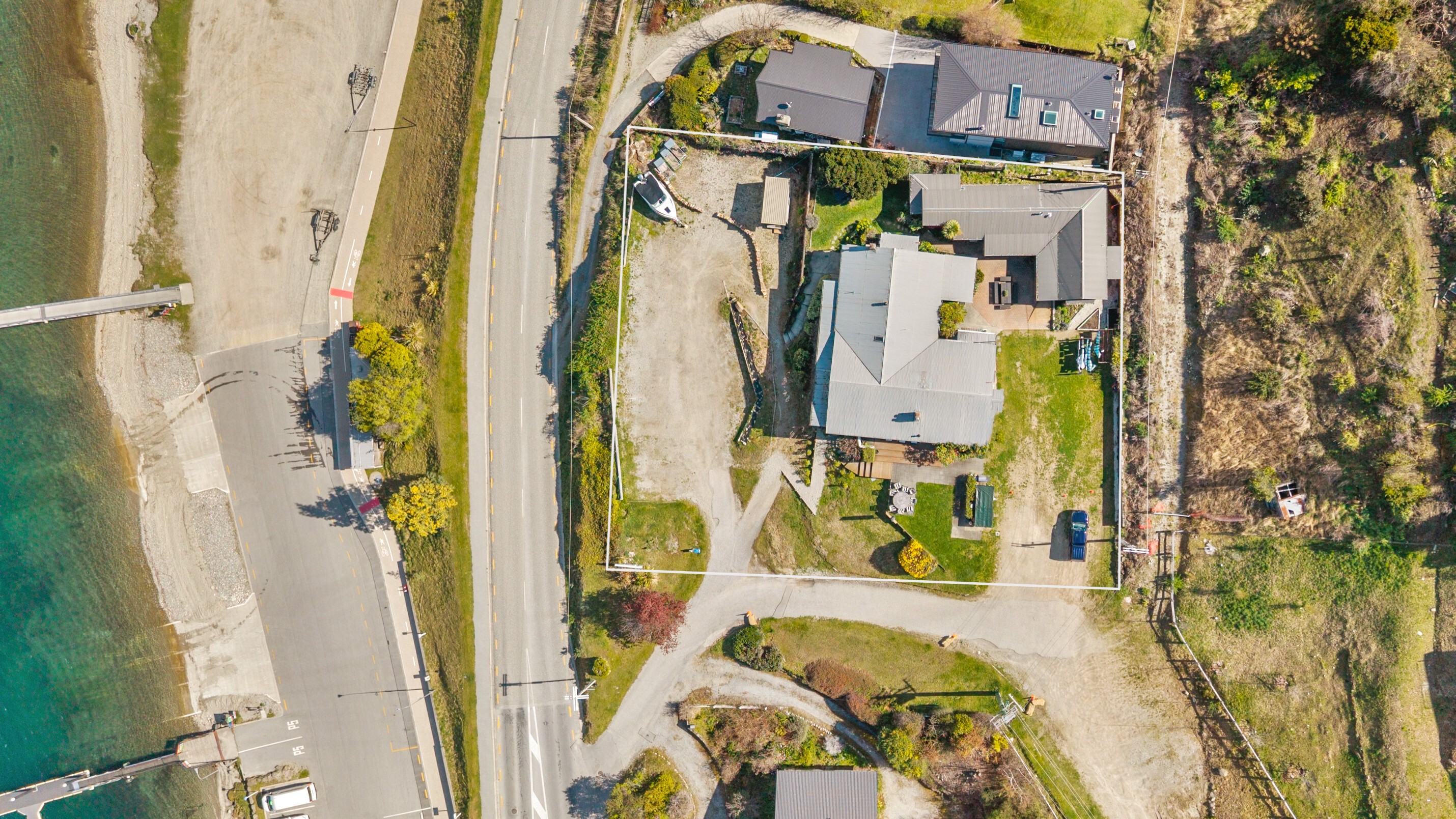  Lakefront Development Opportunity - 物件實景