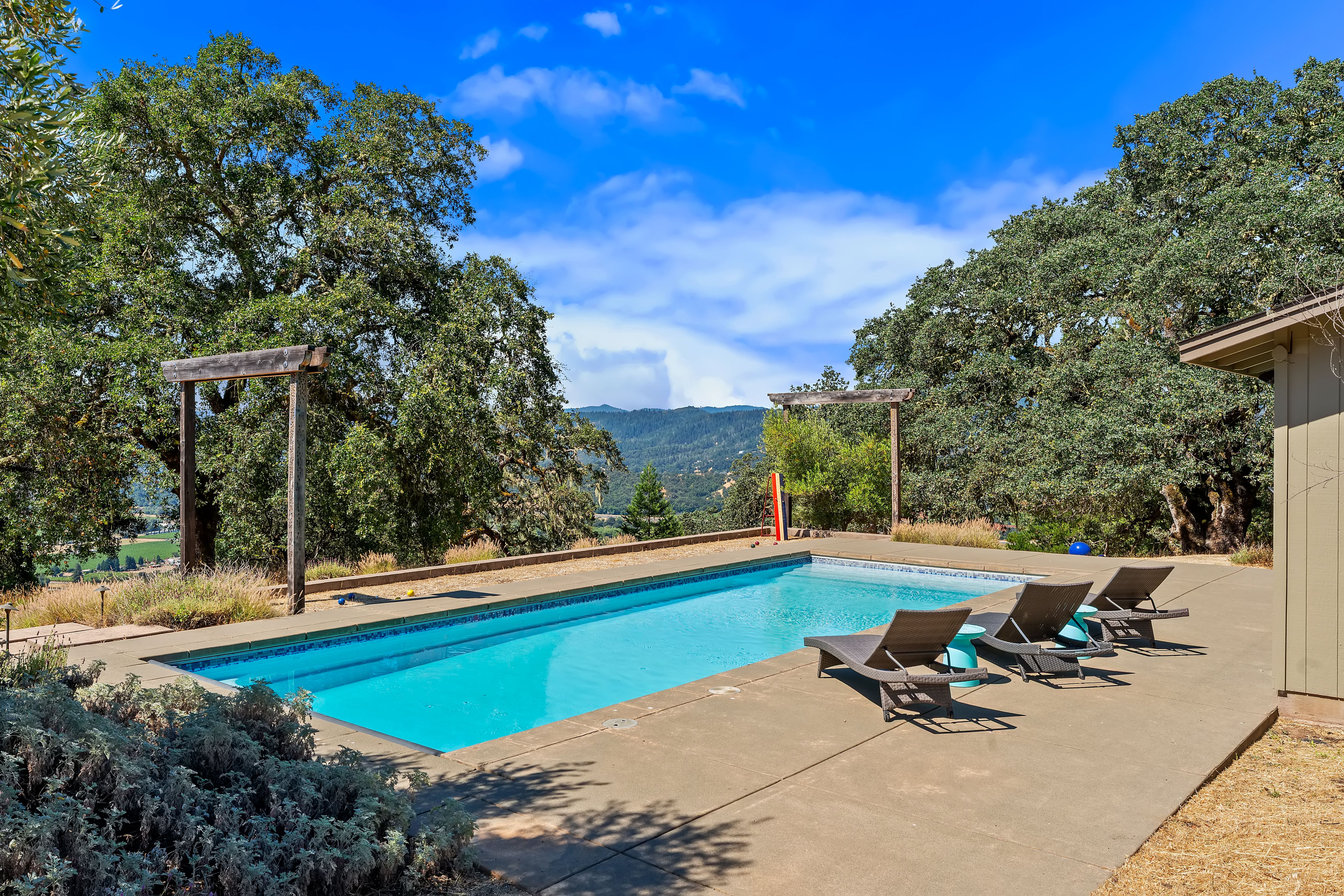  Exceptional Estate Perched On Over 11± Private Acres - 物件實景
