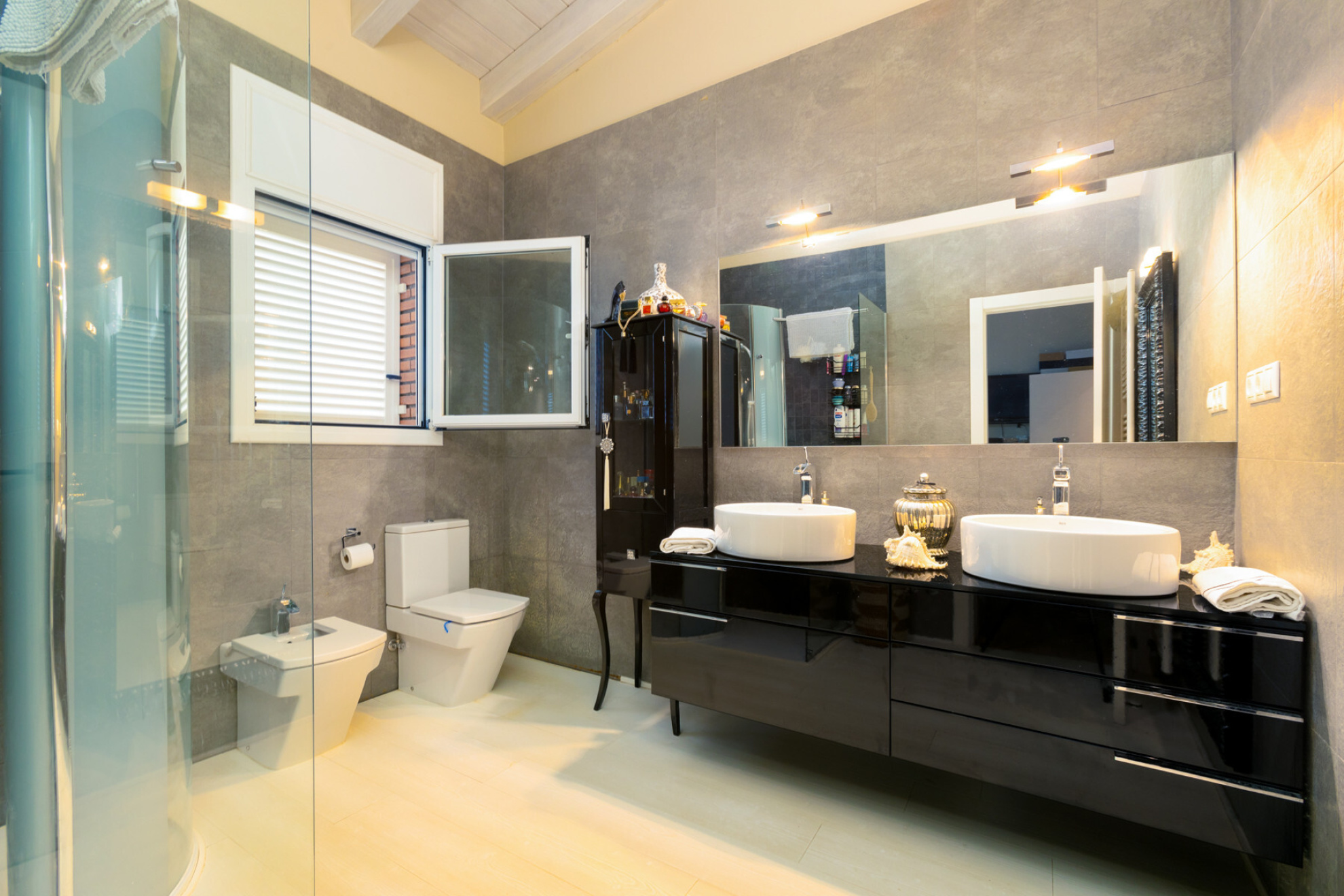  Great property in the most exclusive area of the coast of Barcelona. - 物件實景