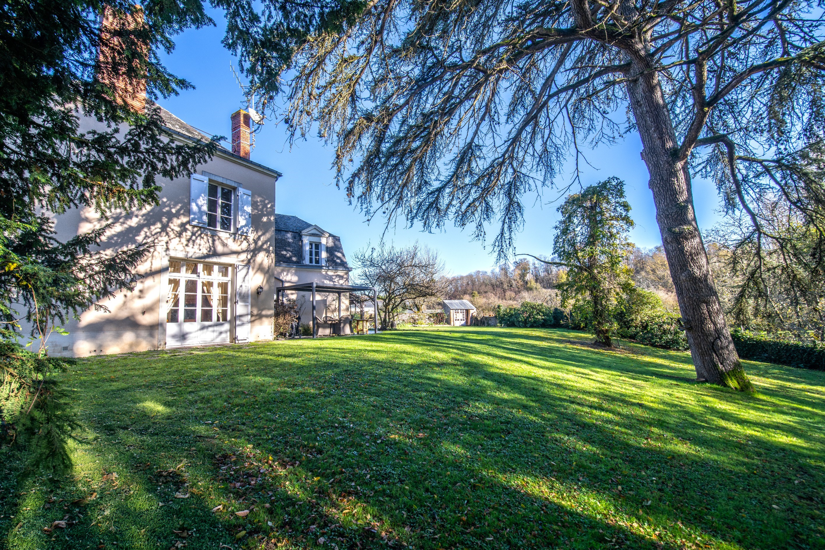  Elegant 19th-century residence on the riverbank - 物件實景