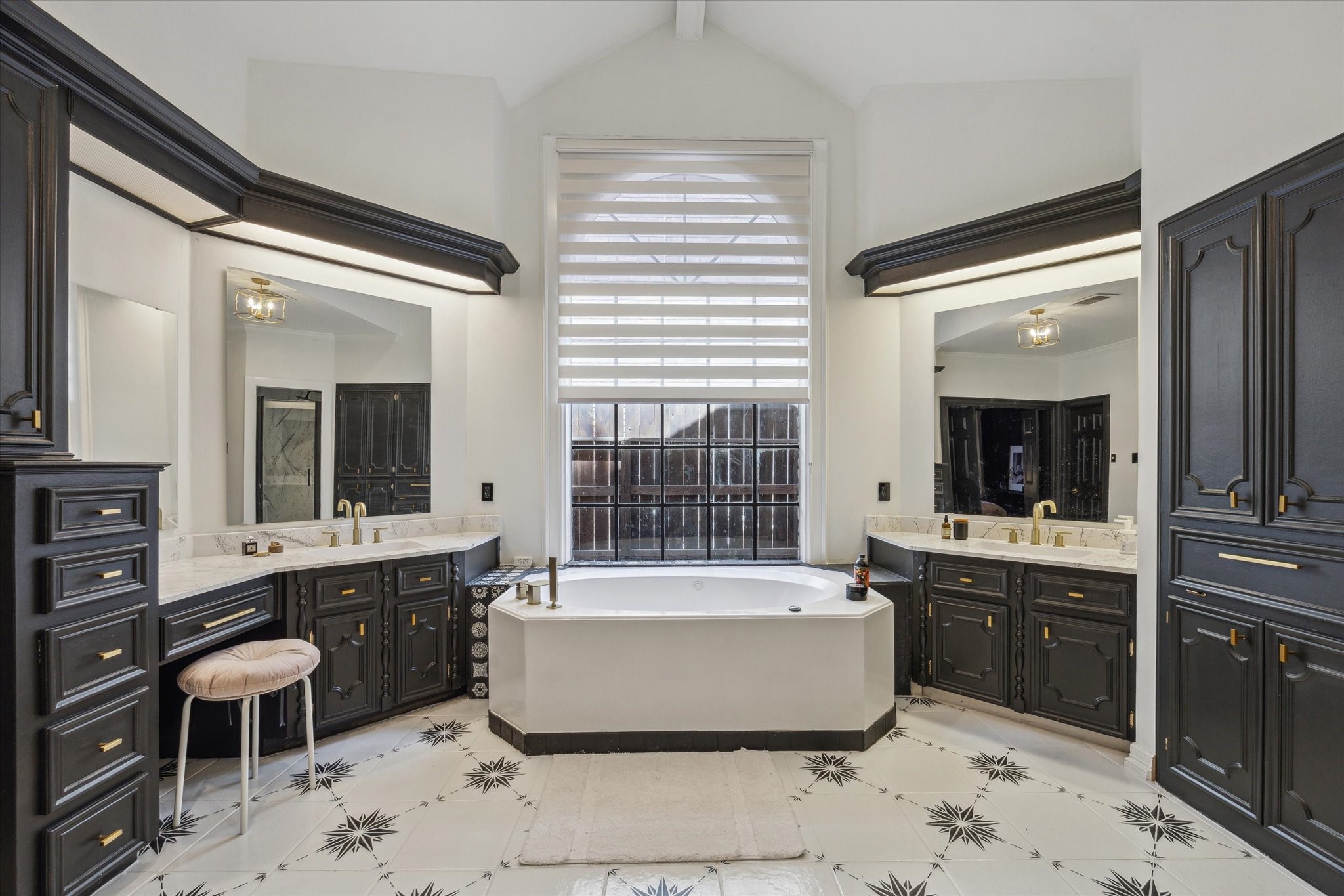 Katy, Texas, 77494, United States, 5 Bedrooms Bedrooms, ,4 BathroomsBathrooms,Residential,For Sale,1819648