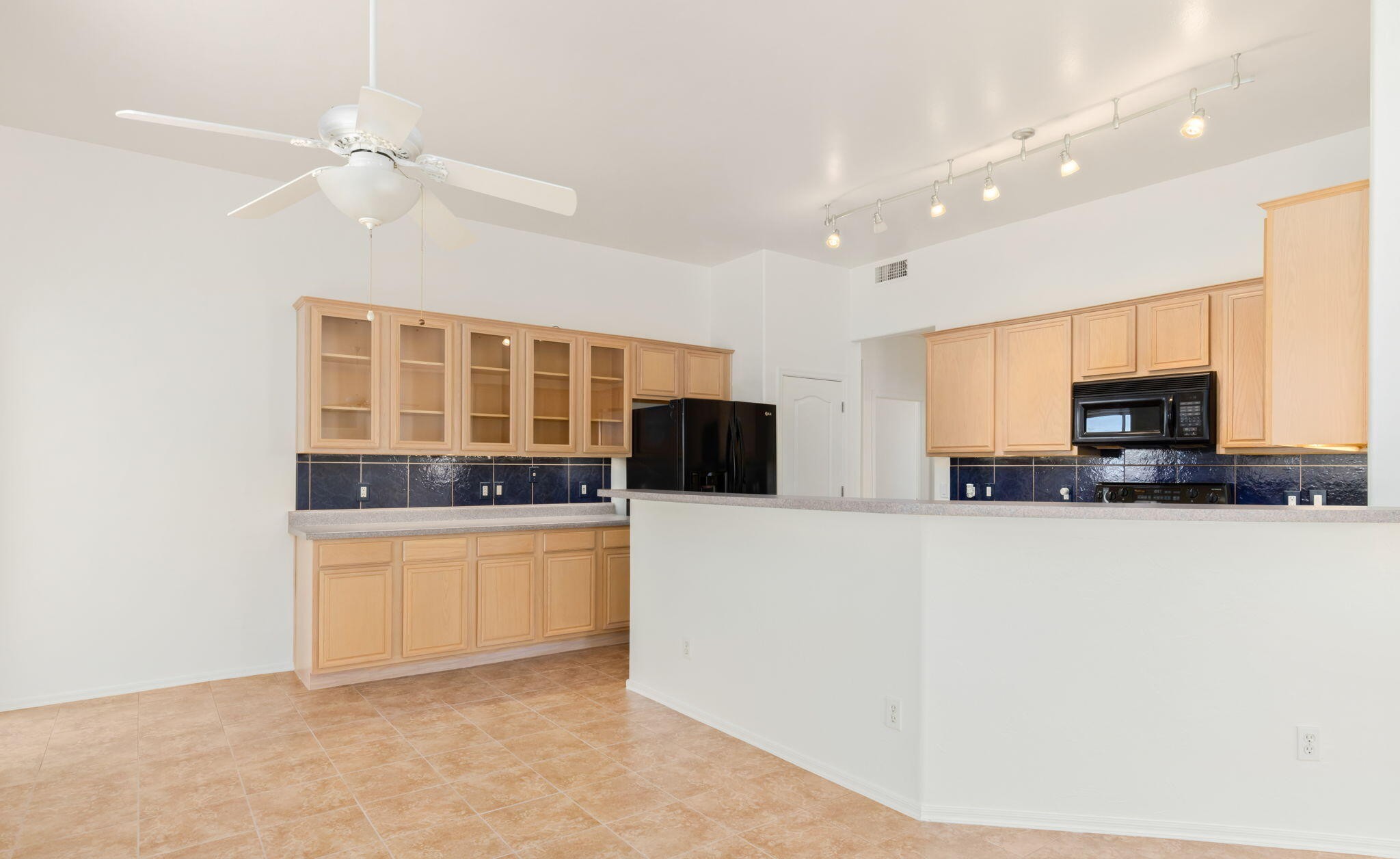  33 W Golden Spur Place, Tucson, AZ 85755 - 物件實景