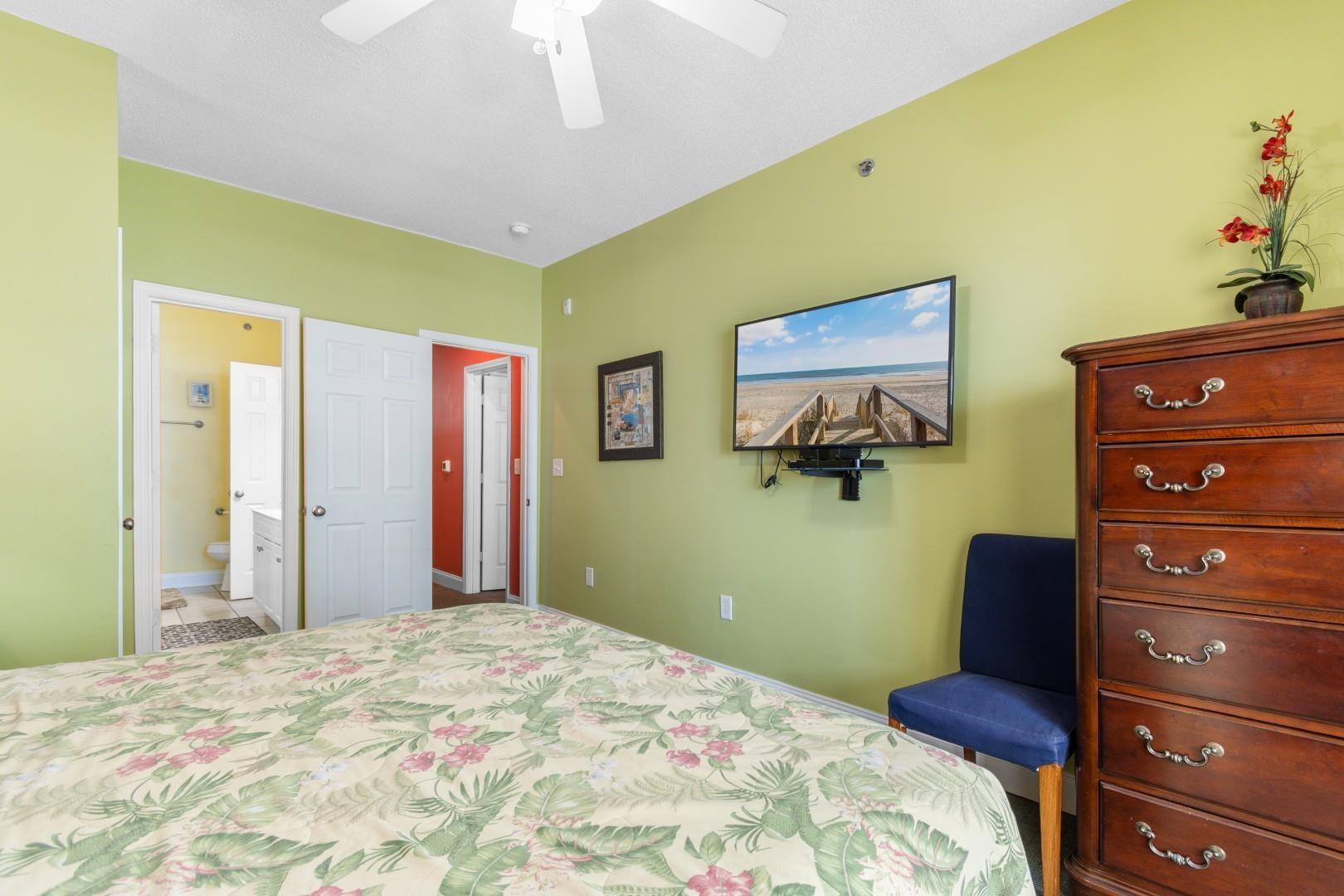 North Myrtle Beach, South Carolina, 29582, United States, 5 Bedrooms Bedrooms, ,5 BathroomsBathrooms,Residential,For Sale,2027385