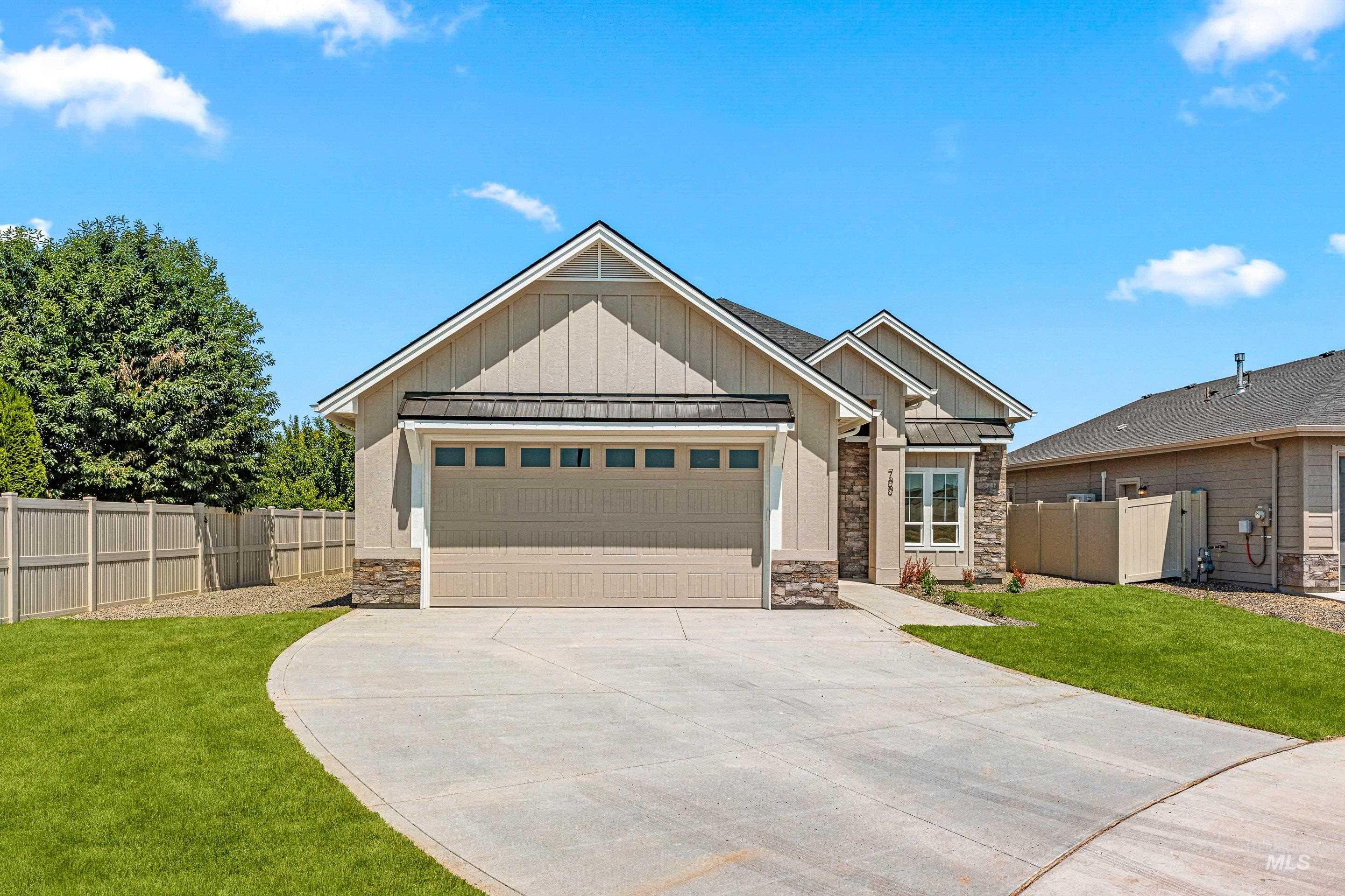 Boise, Idaho, 83716, United States, 3 Bedrooms Bedrooms, ,Residential,For Sale,1927423